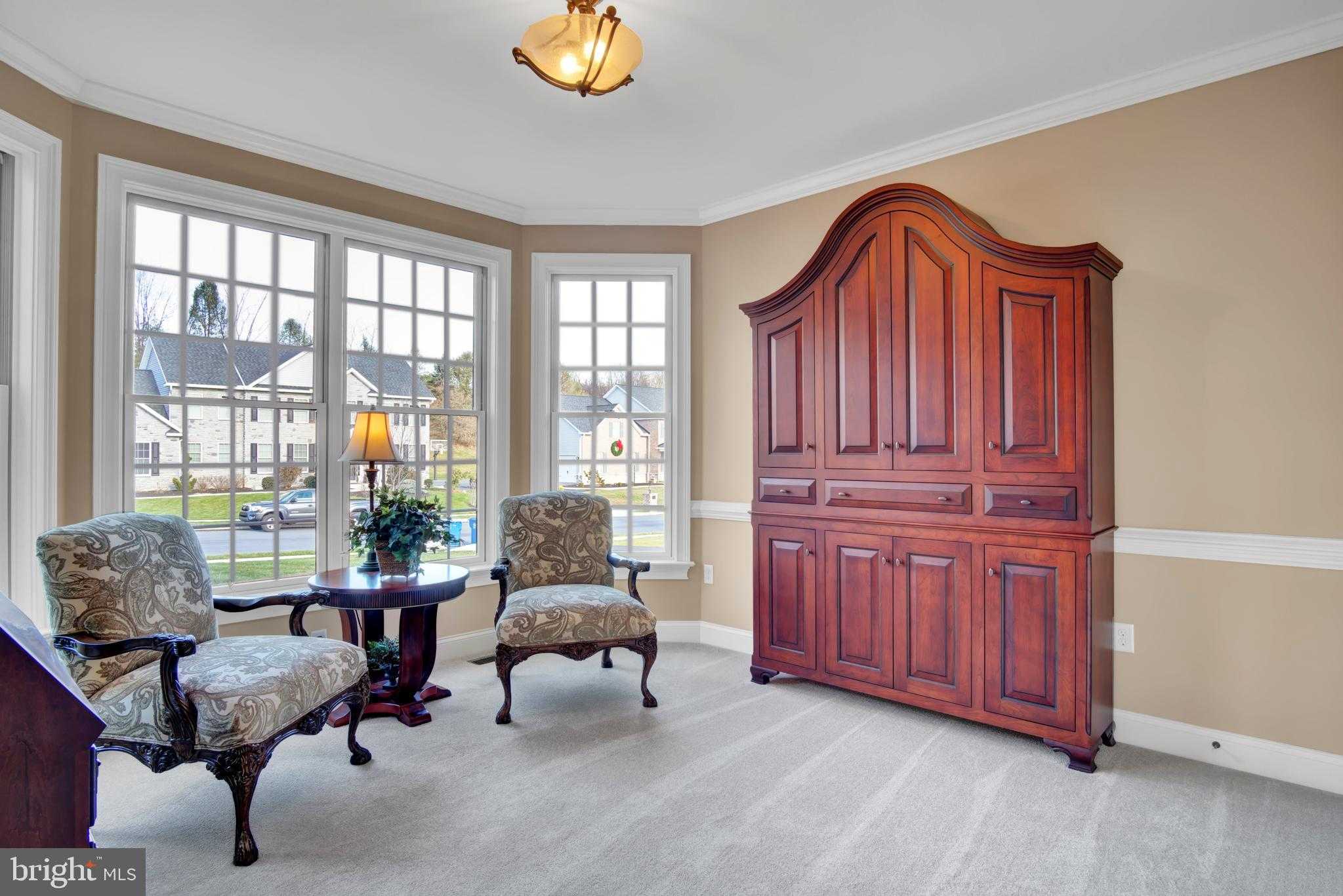 315 Pennington Dr photo 21