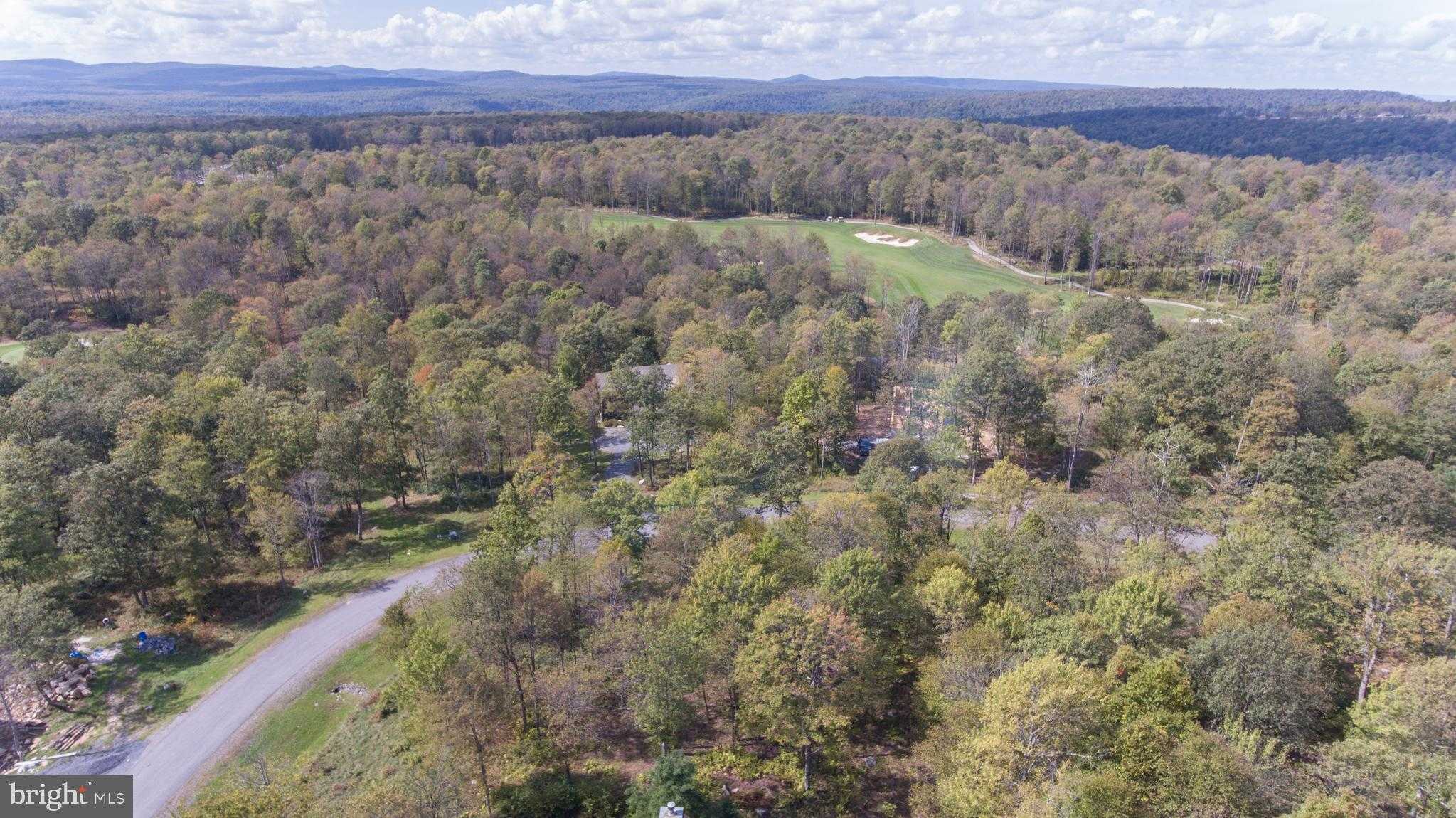 128 Greenbrier Dr photo 8