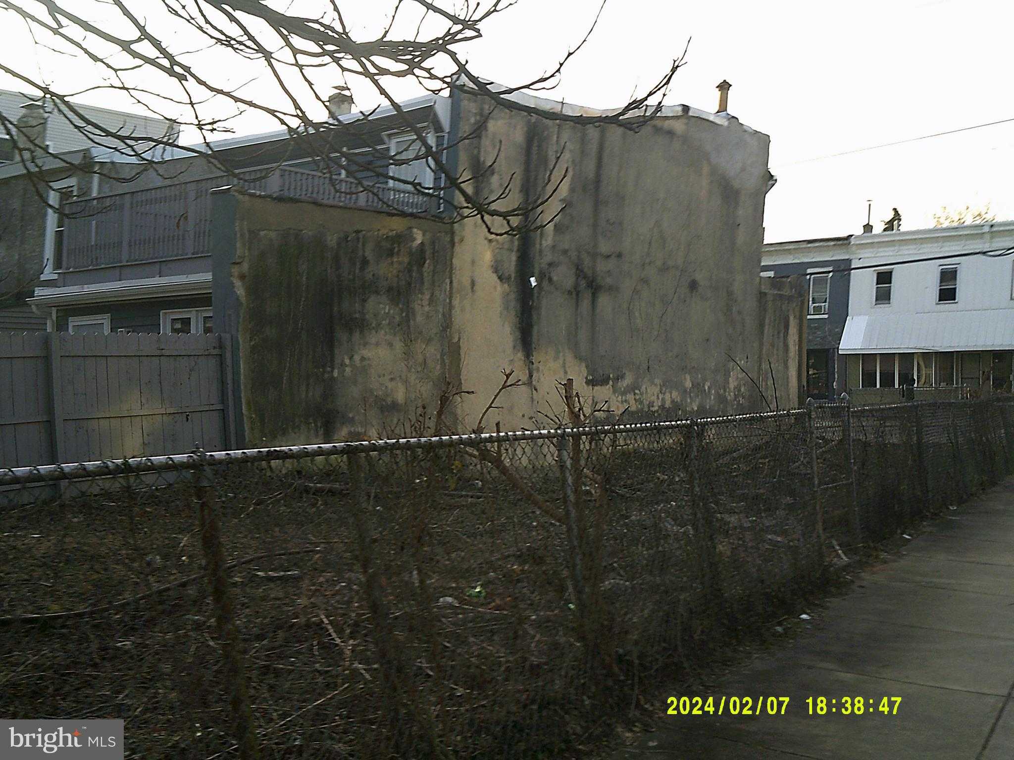 5238 Morris St photo 2