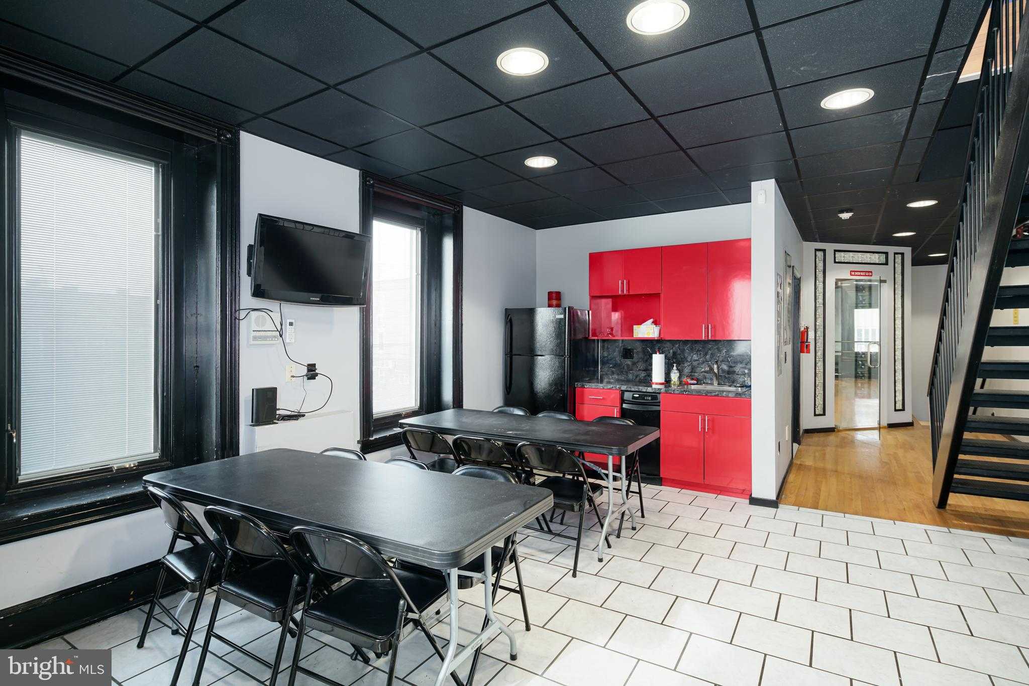 2337 S 13th St photo 21