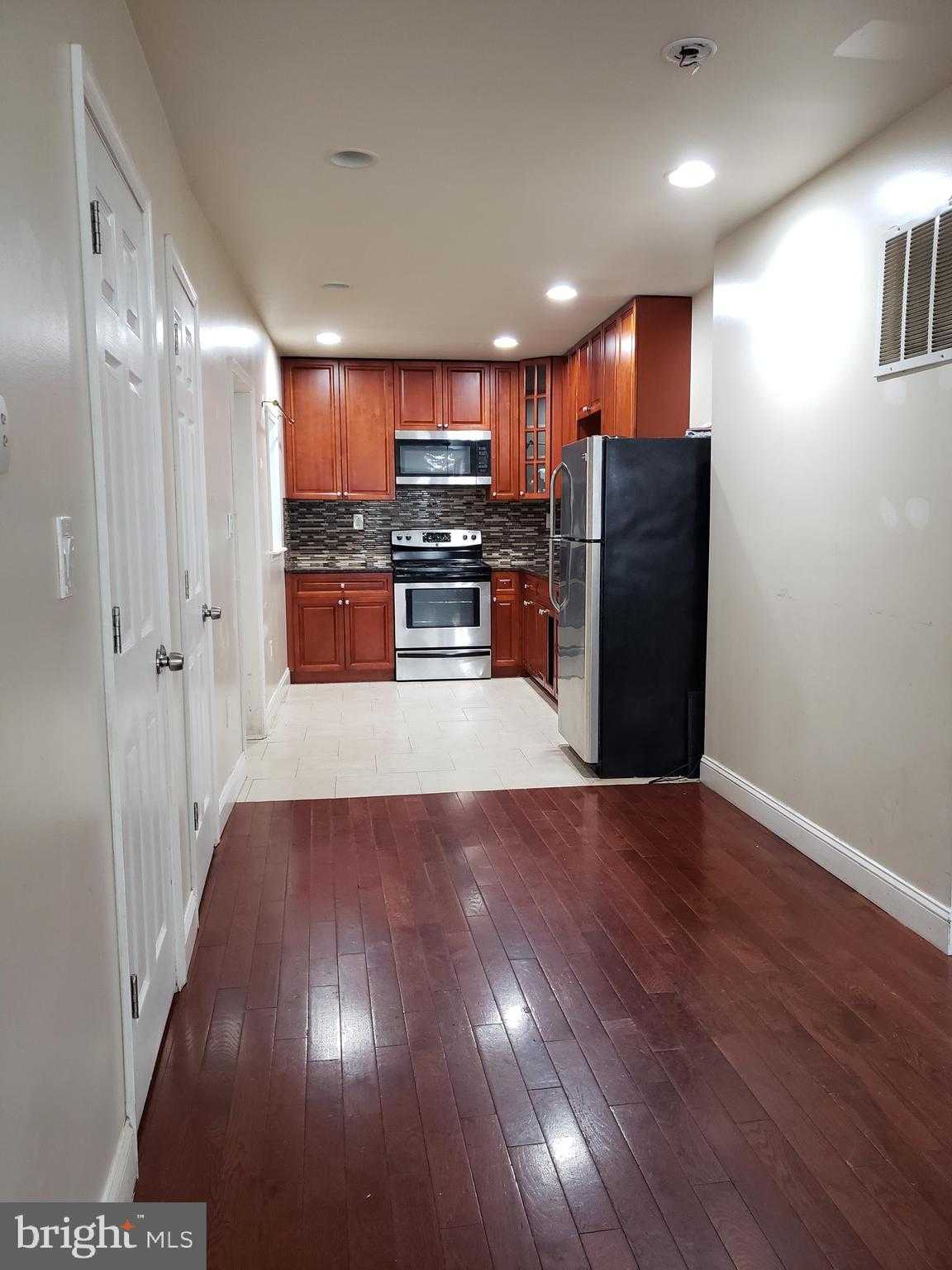 2811 Cantrell St photo 2