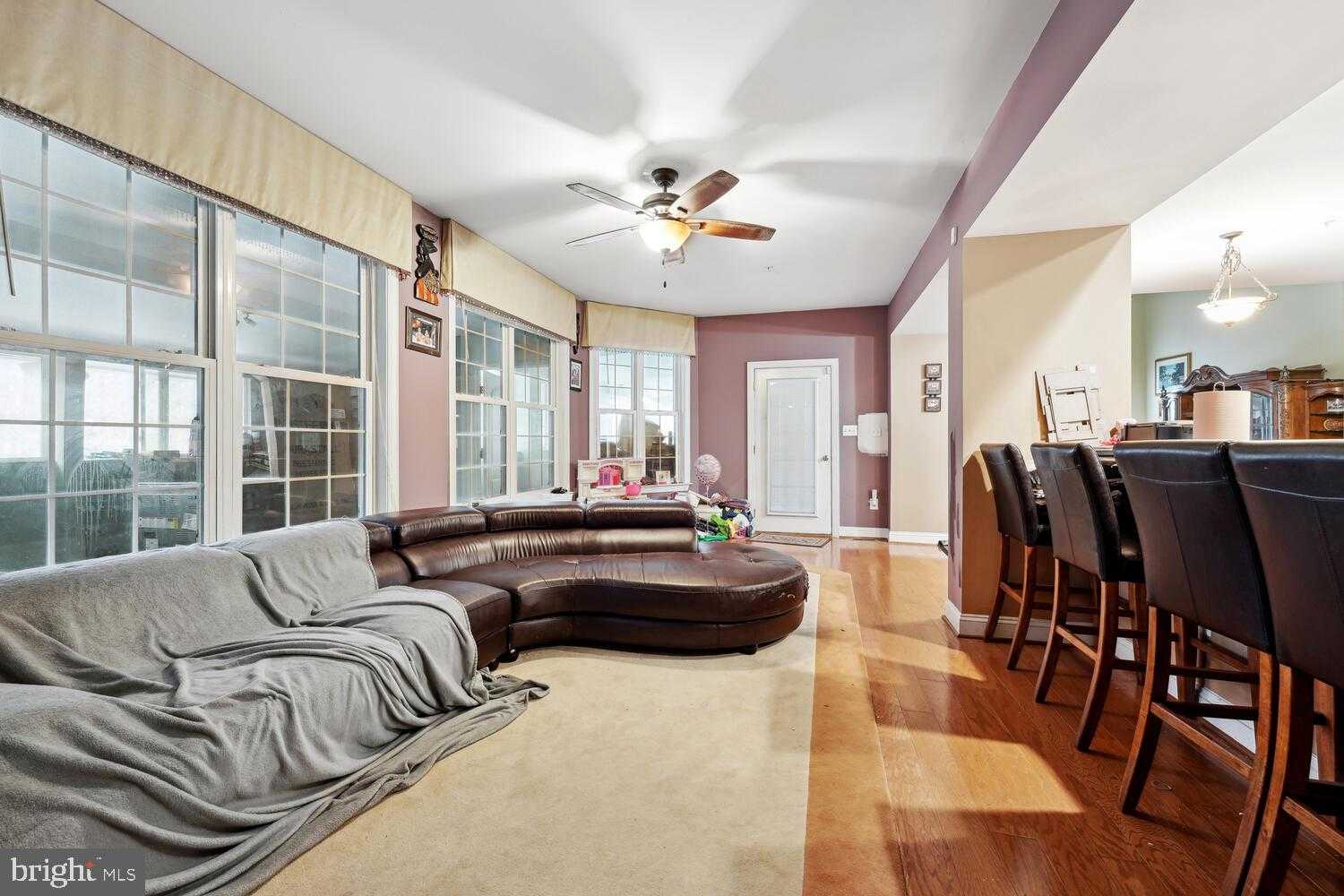 17200 Summerwood Ln photo 5