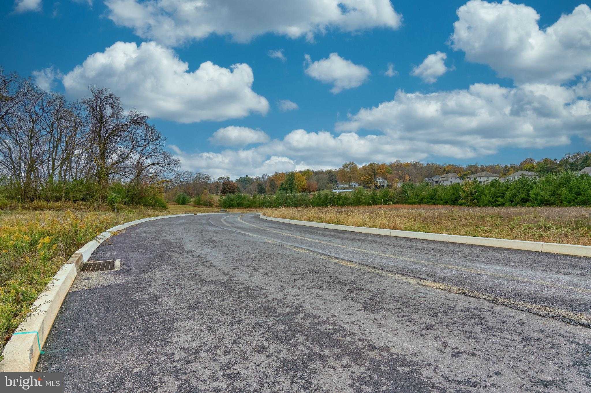 Pennington Dr photo 10