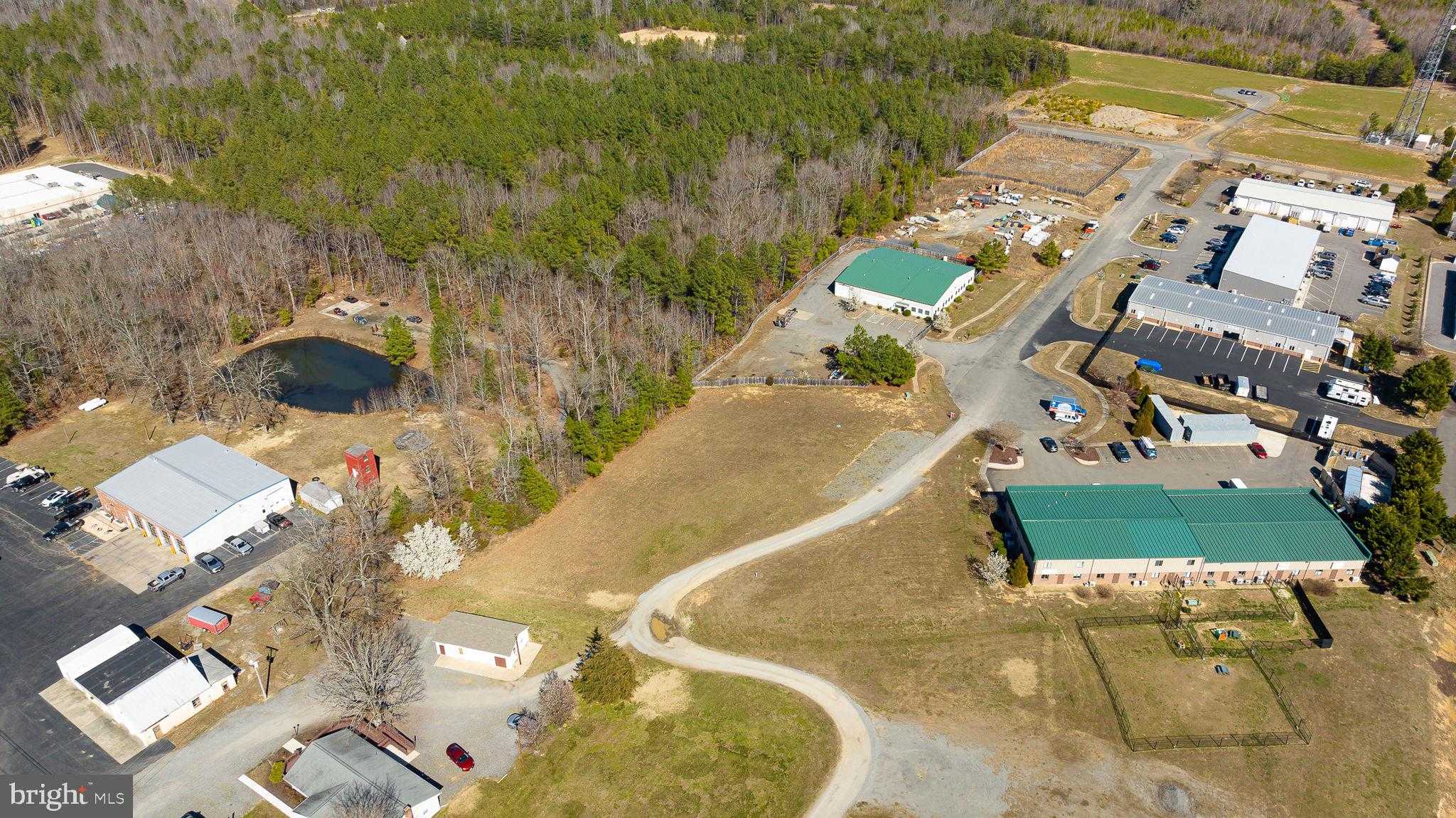 7404 Commerce Way photo 16