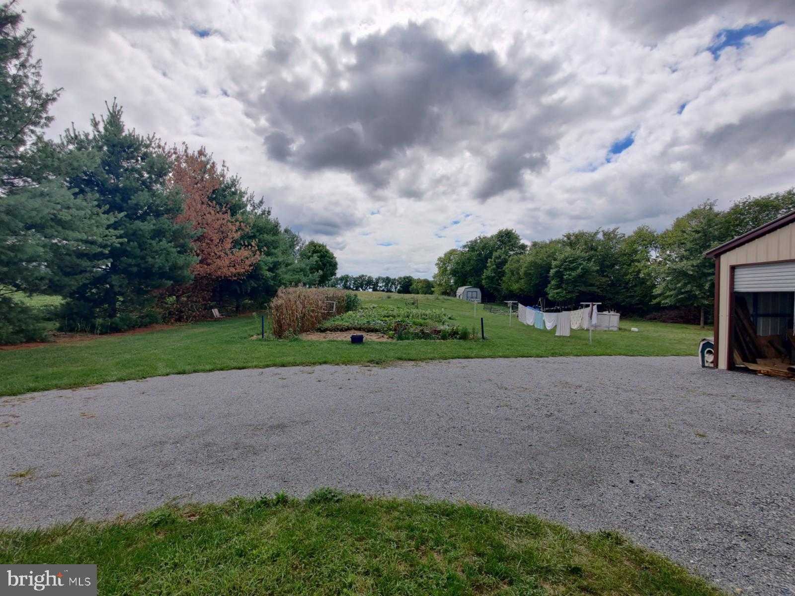 642 Milnor Rd photo 4