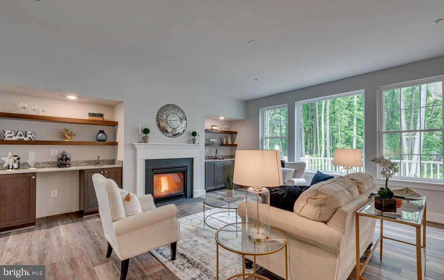 1319 German Driveway photo 4