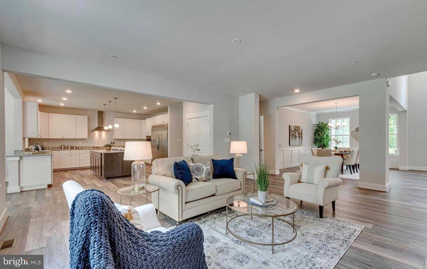 1319 German Driveway photo 5