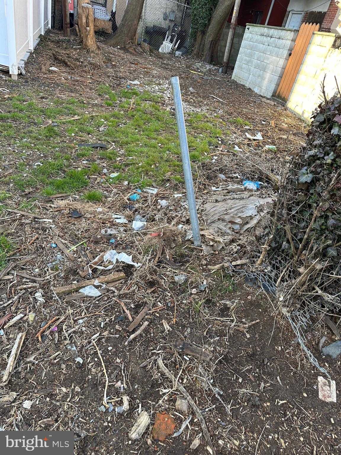 2538 Annin St photo 5