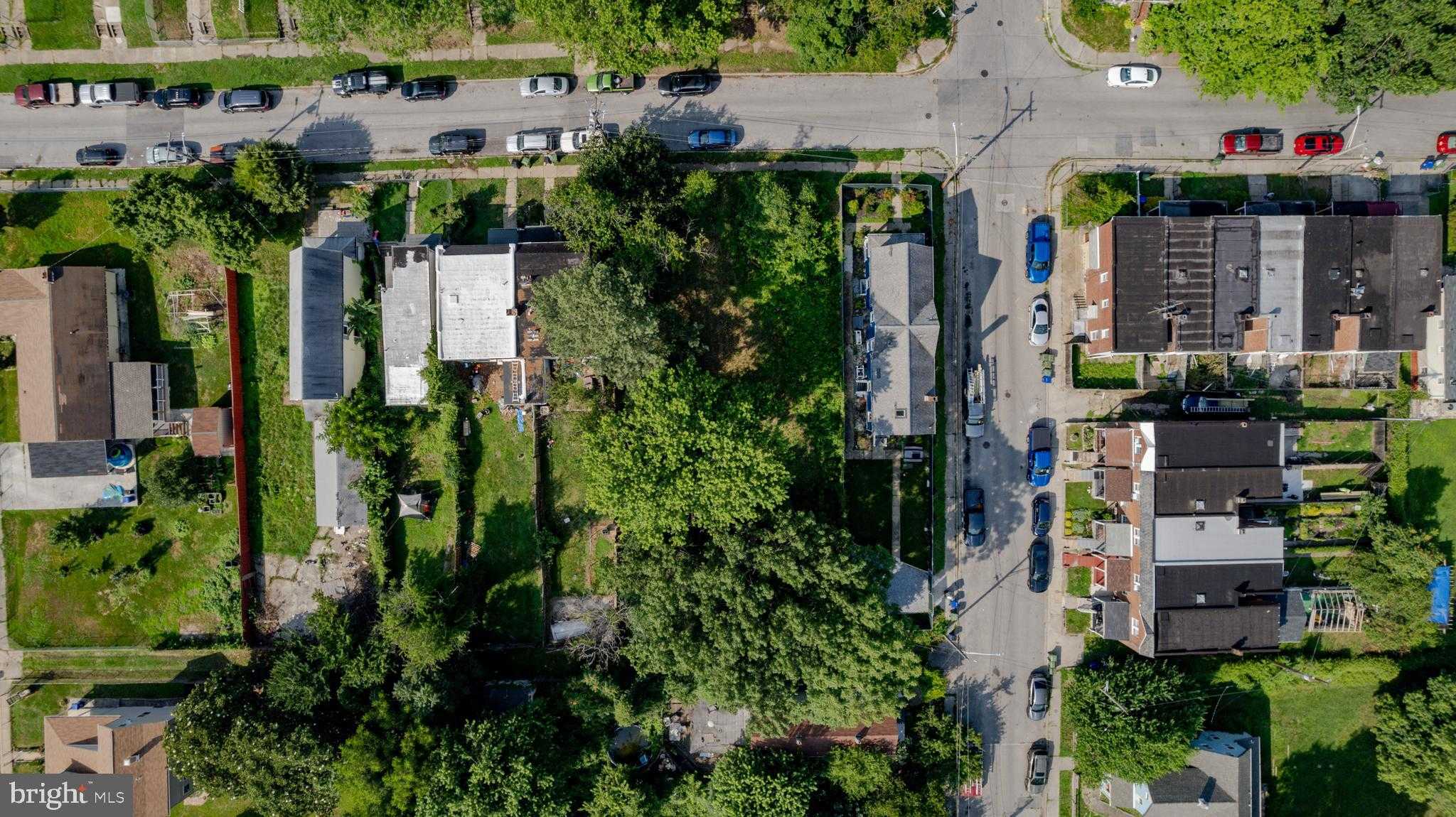 1703 Spence St photo 6