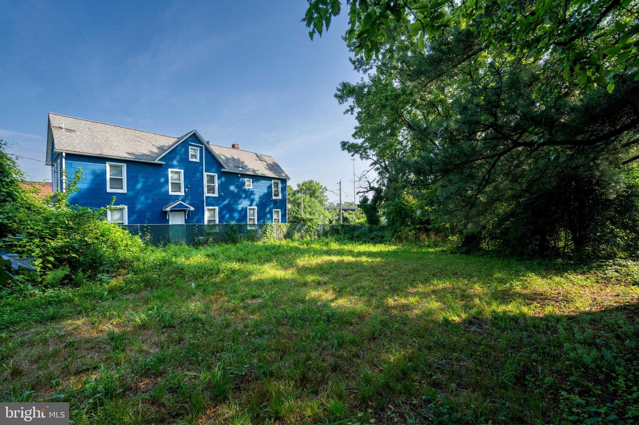 1703 Spence St photo 7