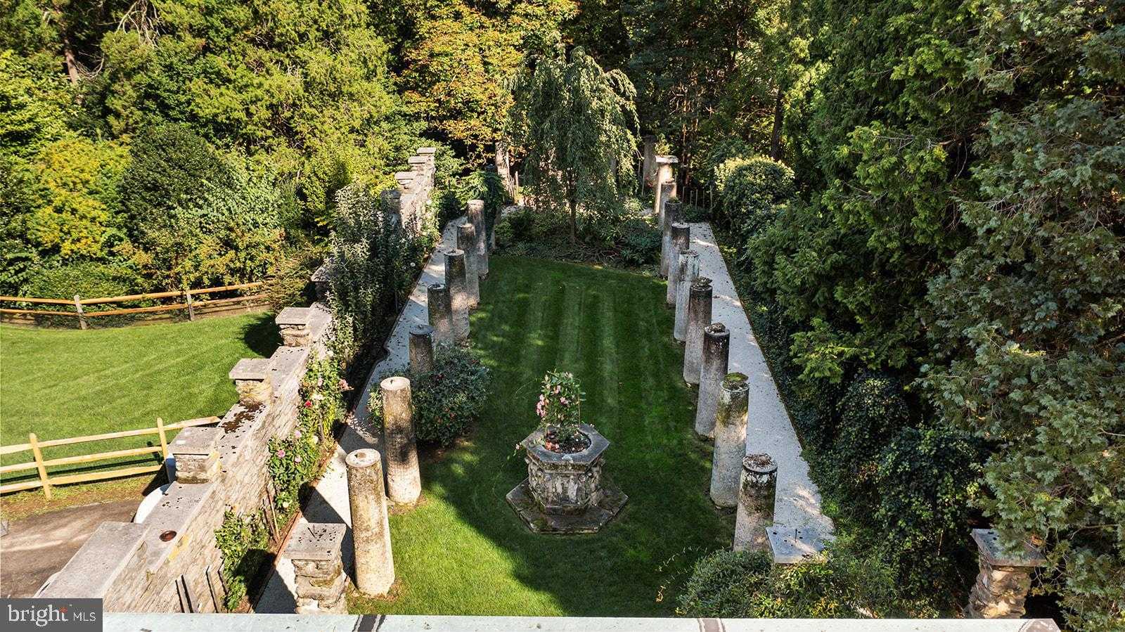 1717 Woodland Rd photo 140