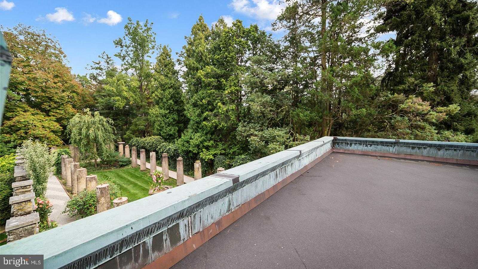 1717 Woodland Rd photo 82