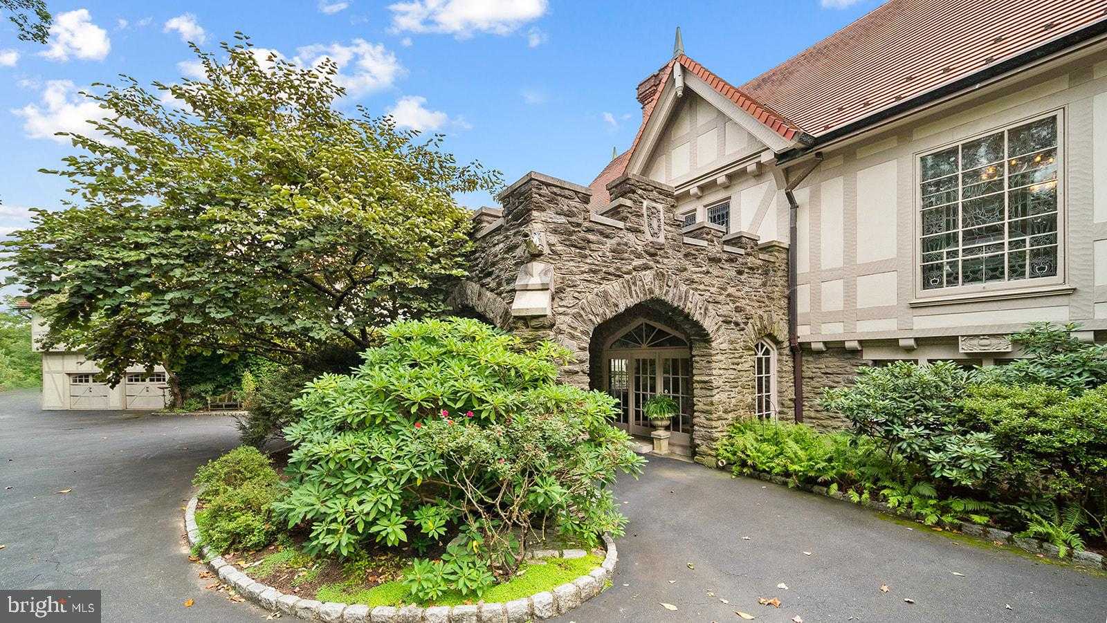 1717 Woodland Rd photo 93