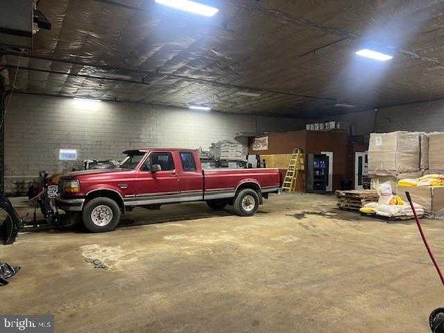 225 Moonglow Rd photo 5