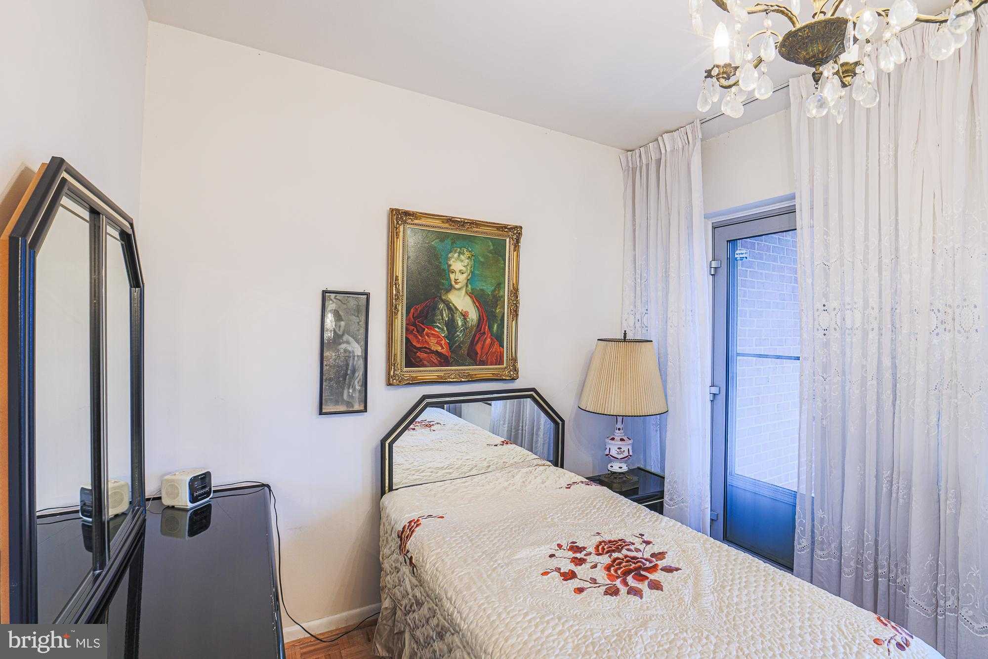 11 Slade Ave Apt 614 photo 16