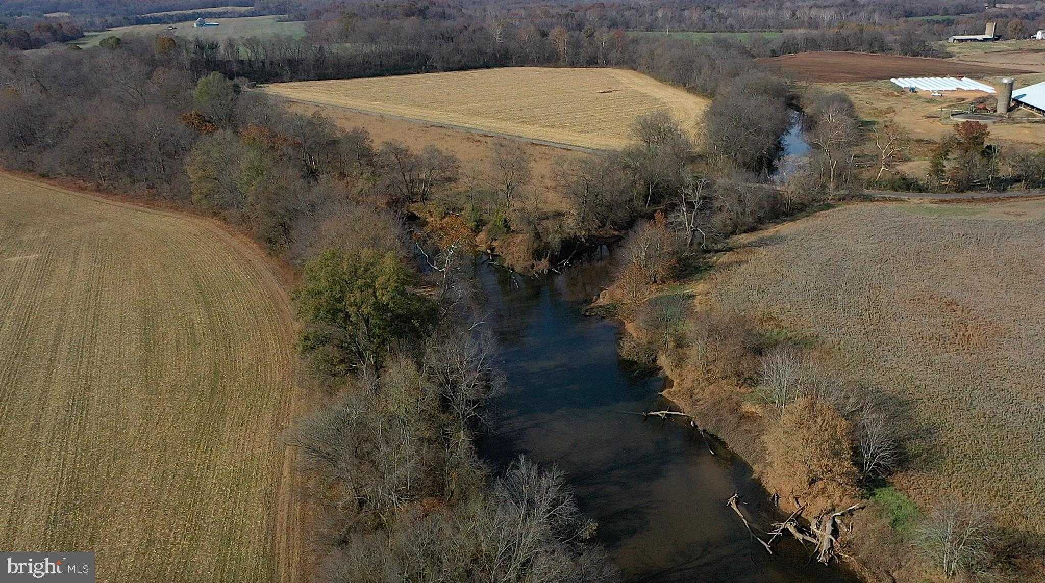 8184 Fox Groves Rd photo 11