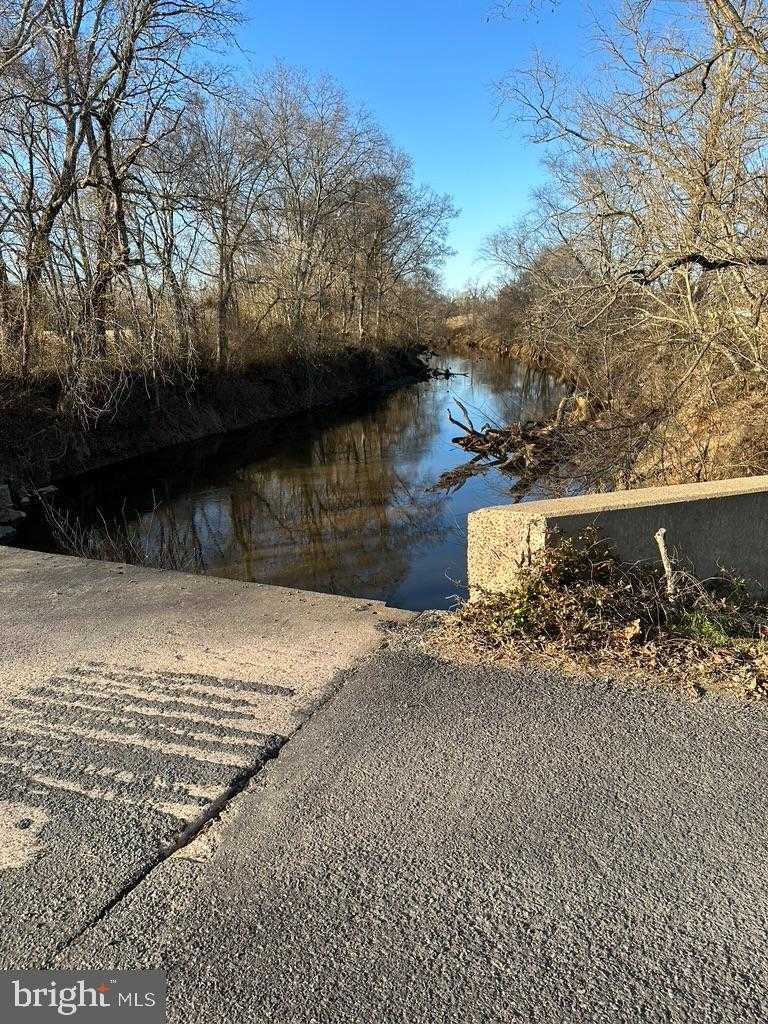 8184 Fox Groves Rd photo 21