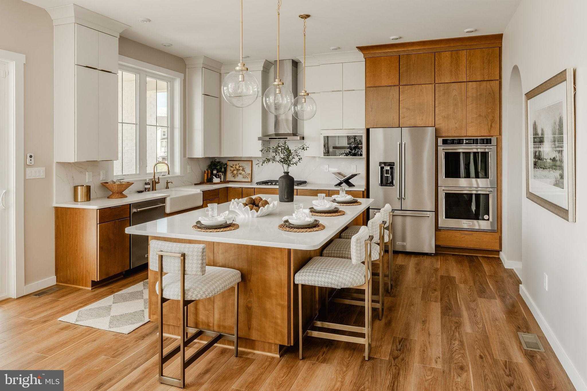 100 Schoolhouse Ln photo 9