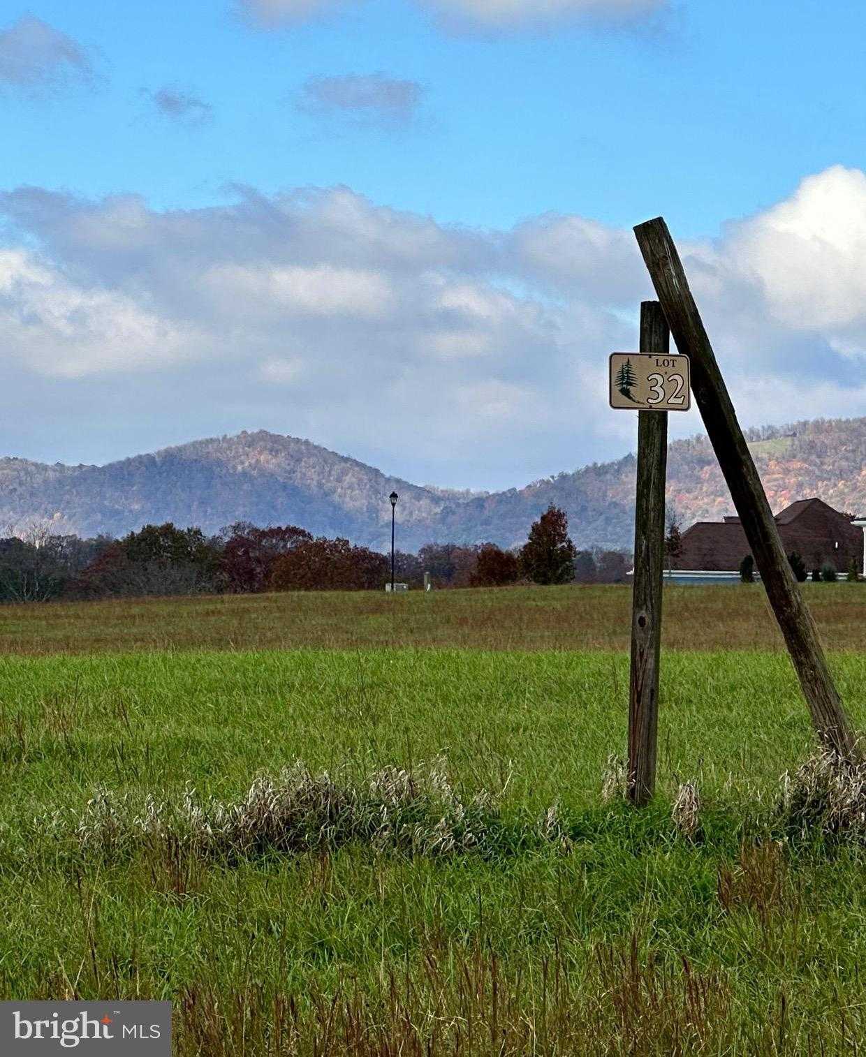 S Mineral St photo 2