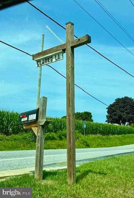 1507 Freeland Rd photo 35