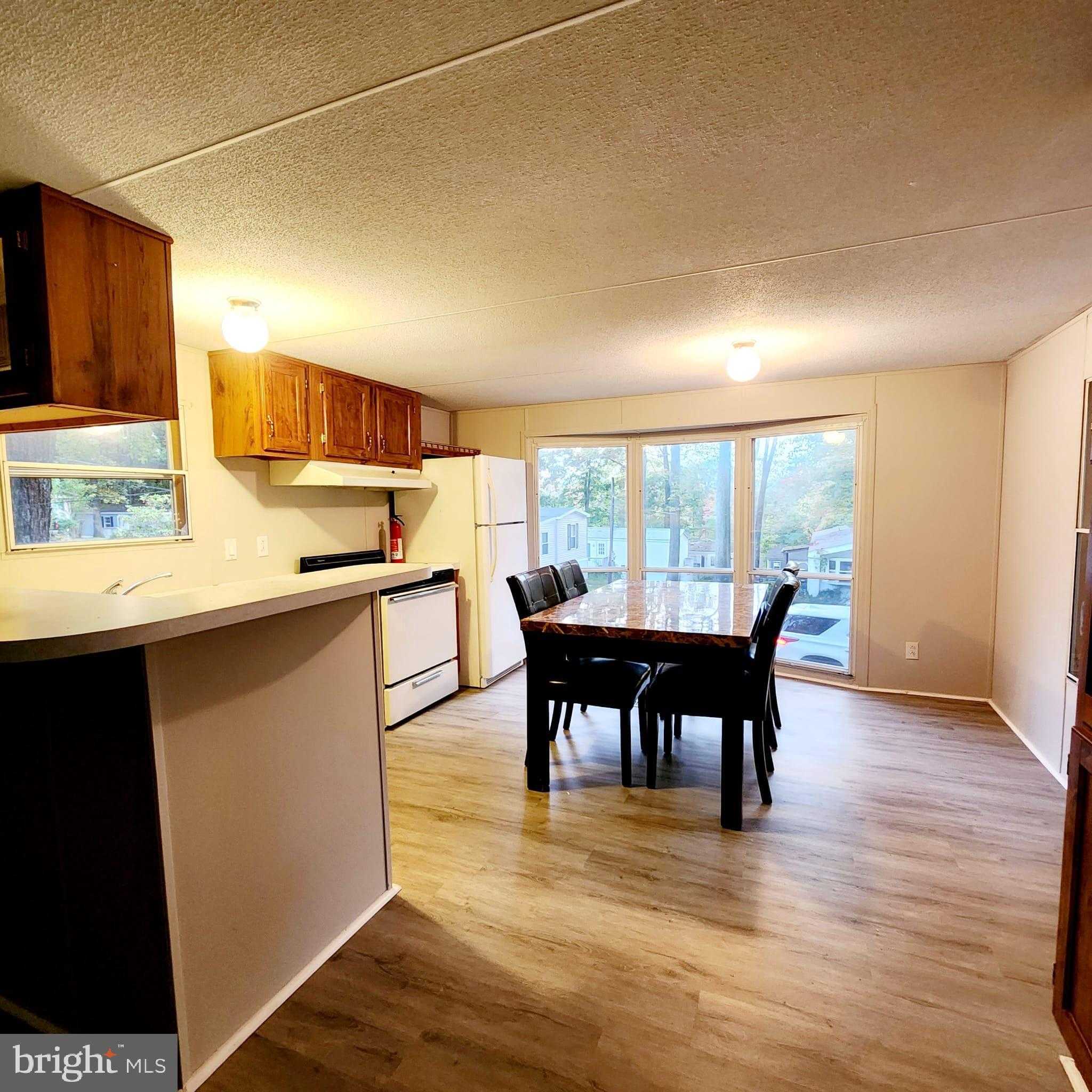 167 Bartion CT photo 5