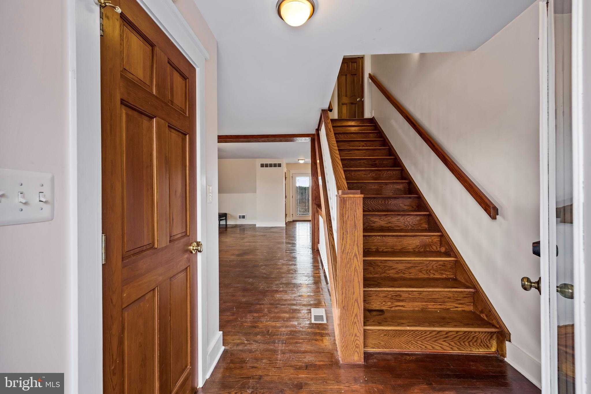 19416 Gunpowder Rd photo 6