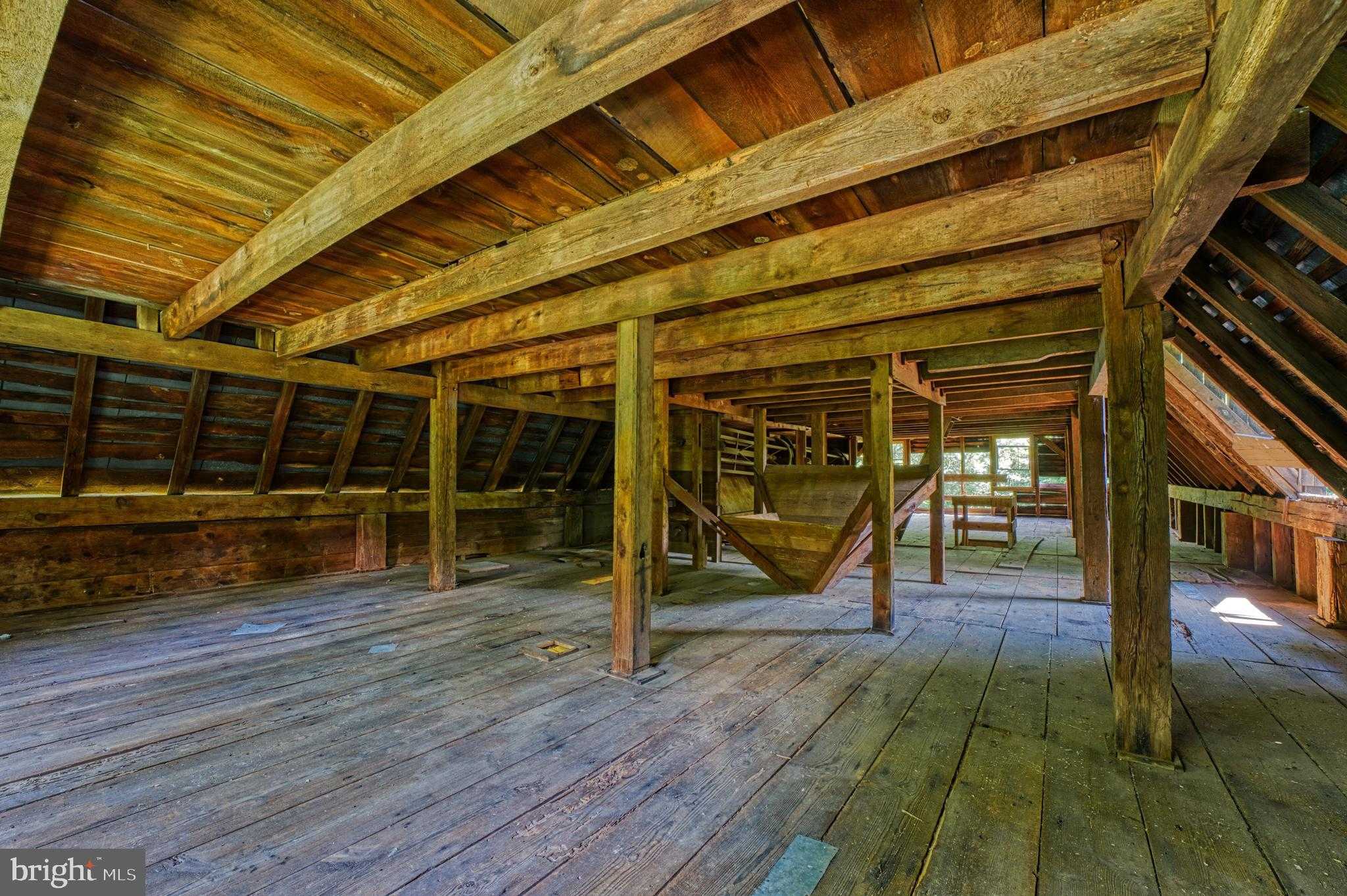 18 Old Mill Rd photo 19