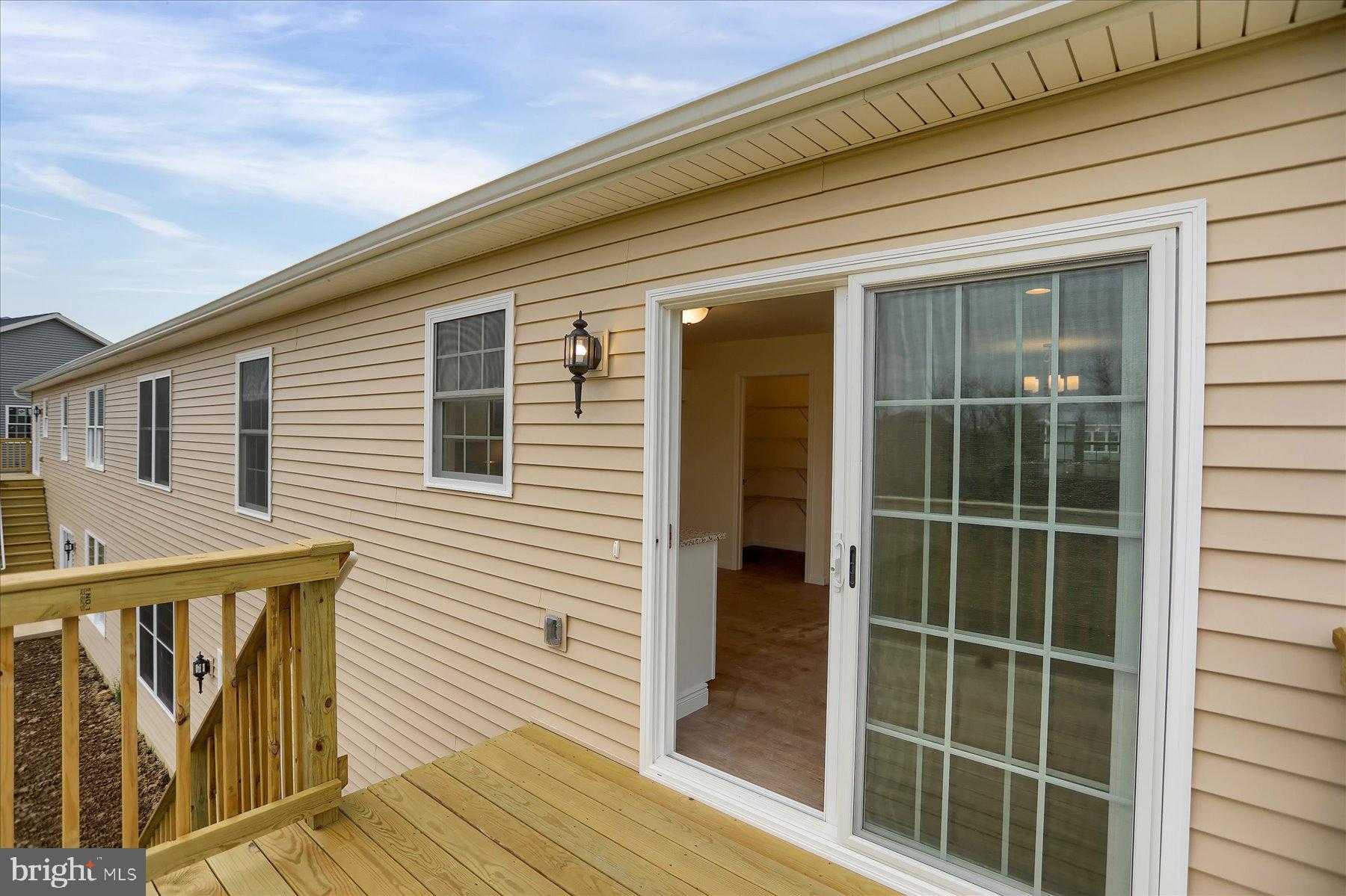 79 St Andrews Way photo 4