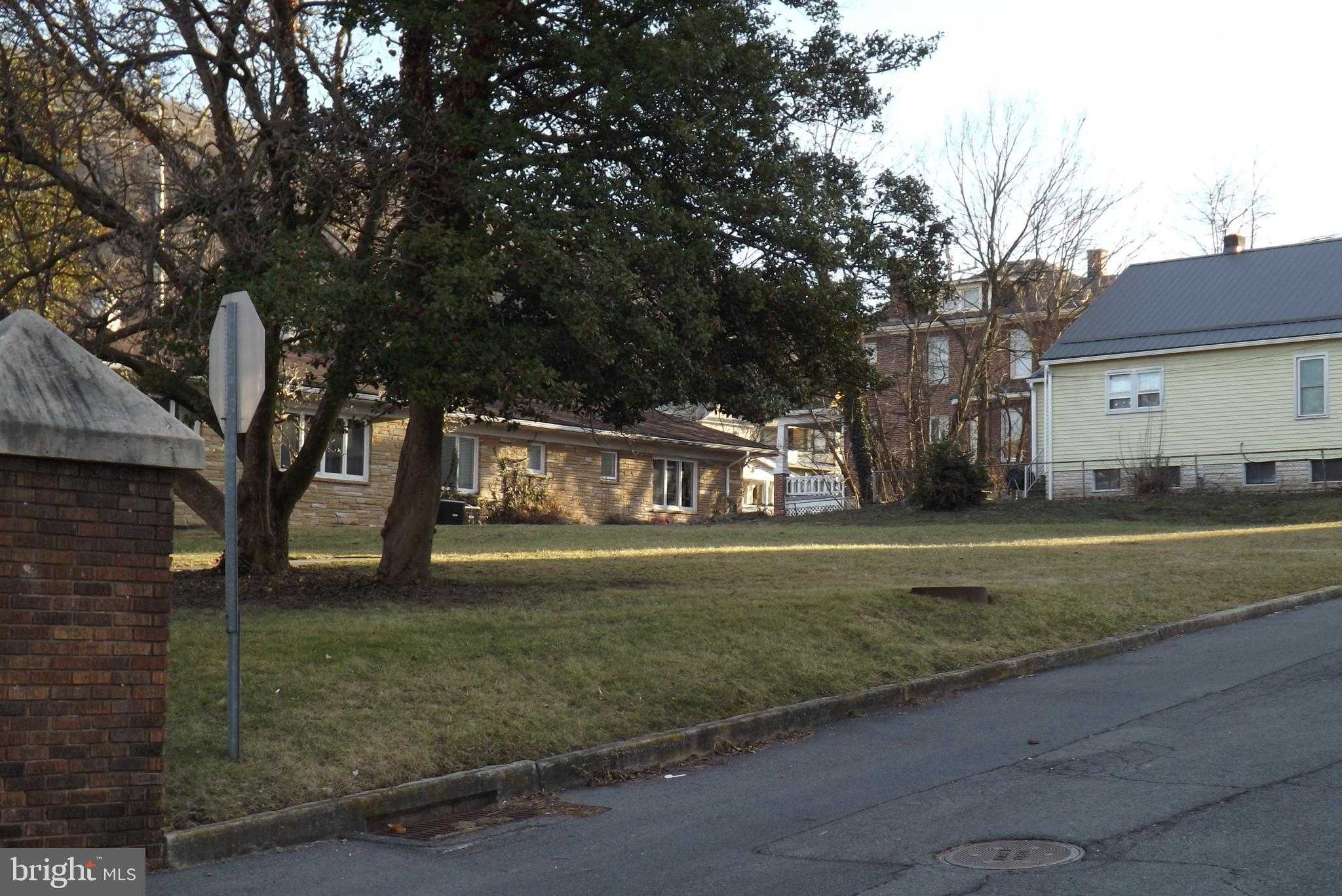 70 E Piedmont St photo 2