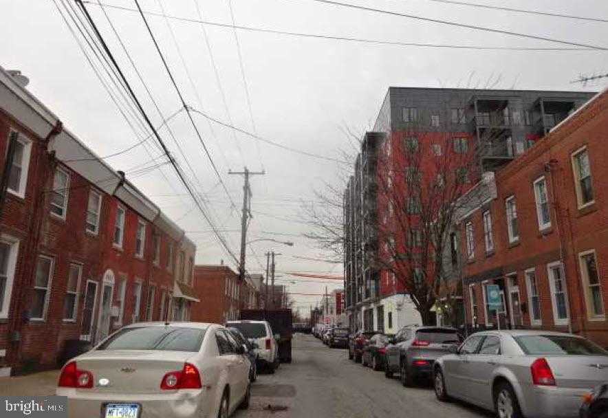 2538 Cedar St photo 2