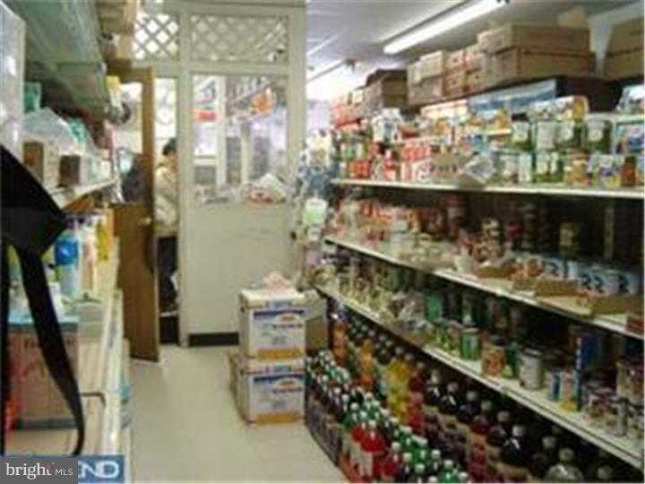 1825 S 19th St photo 5