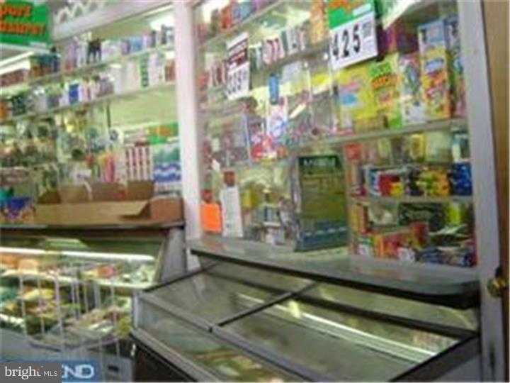 1825 S 19th St photo 6