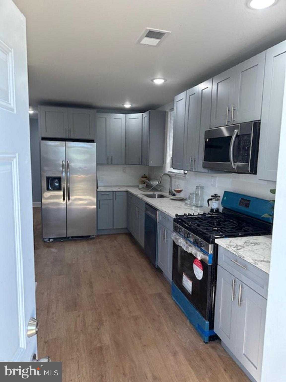 5518 Larchwood Ave photo 5