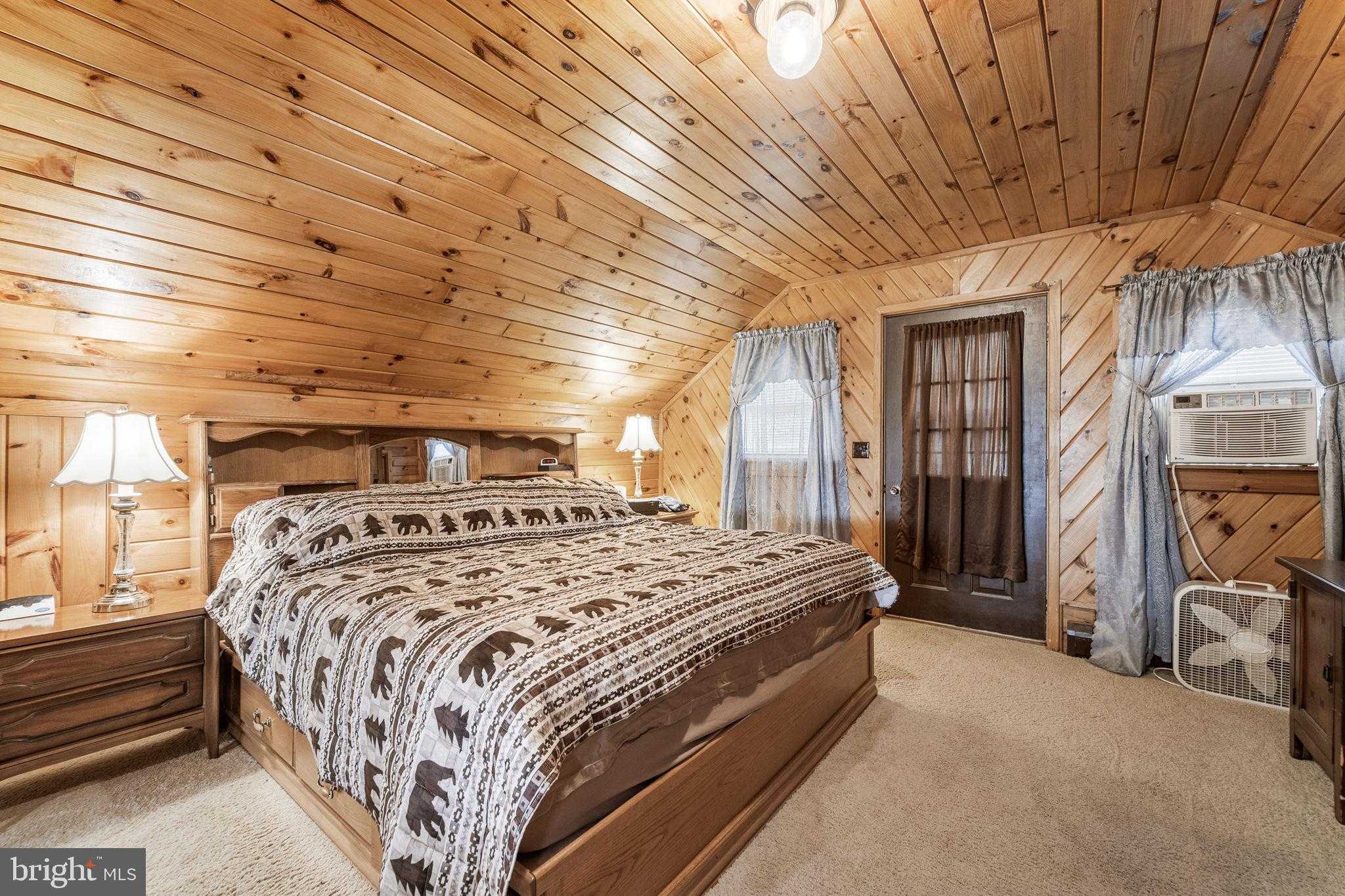 365 Meade Rd photo 11