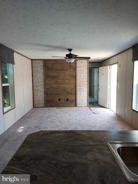 5400 Lincoln Way E photo 3