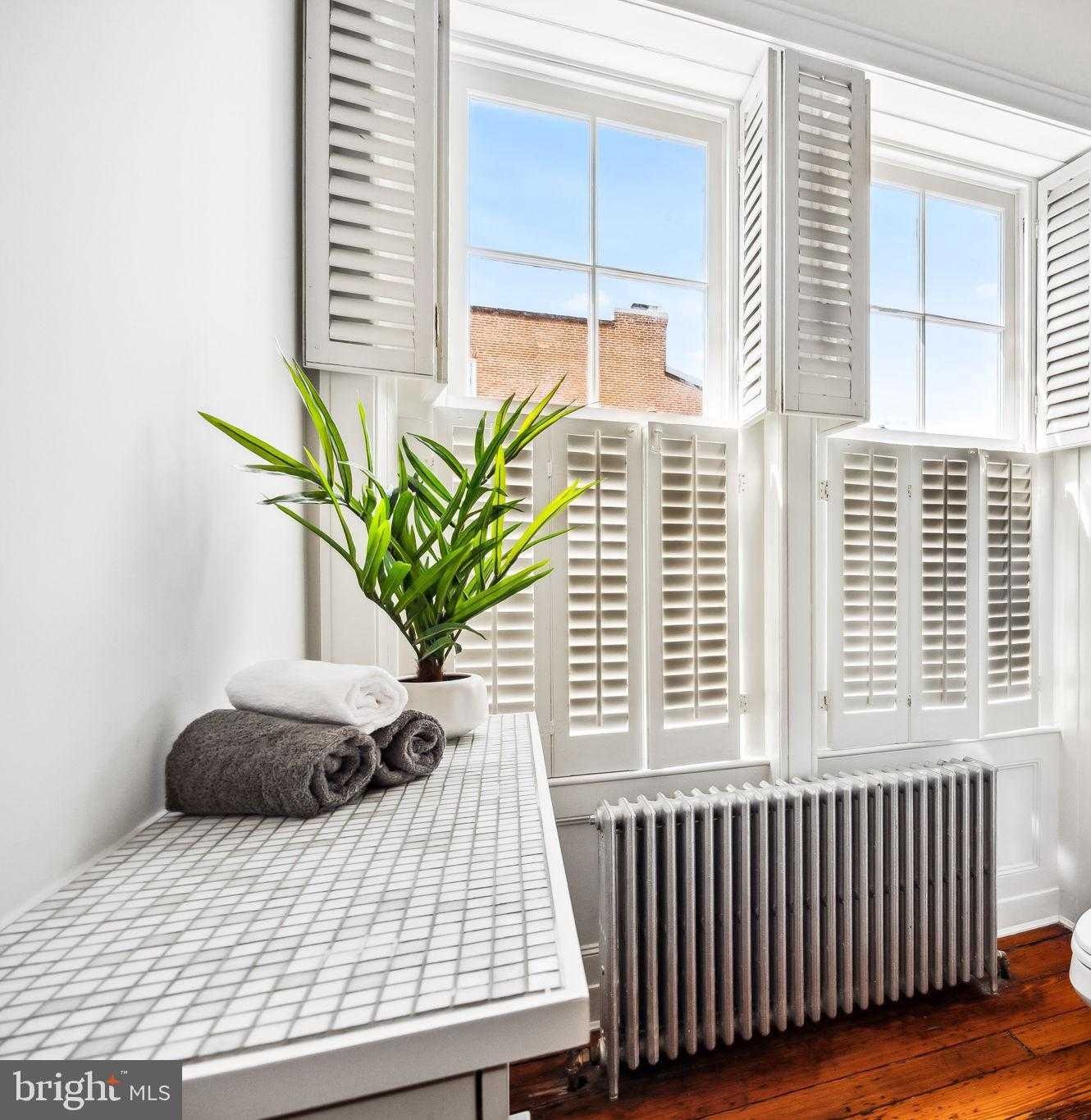 801 Park Ave photo 43