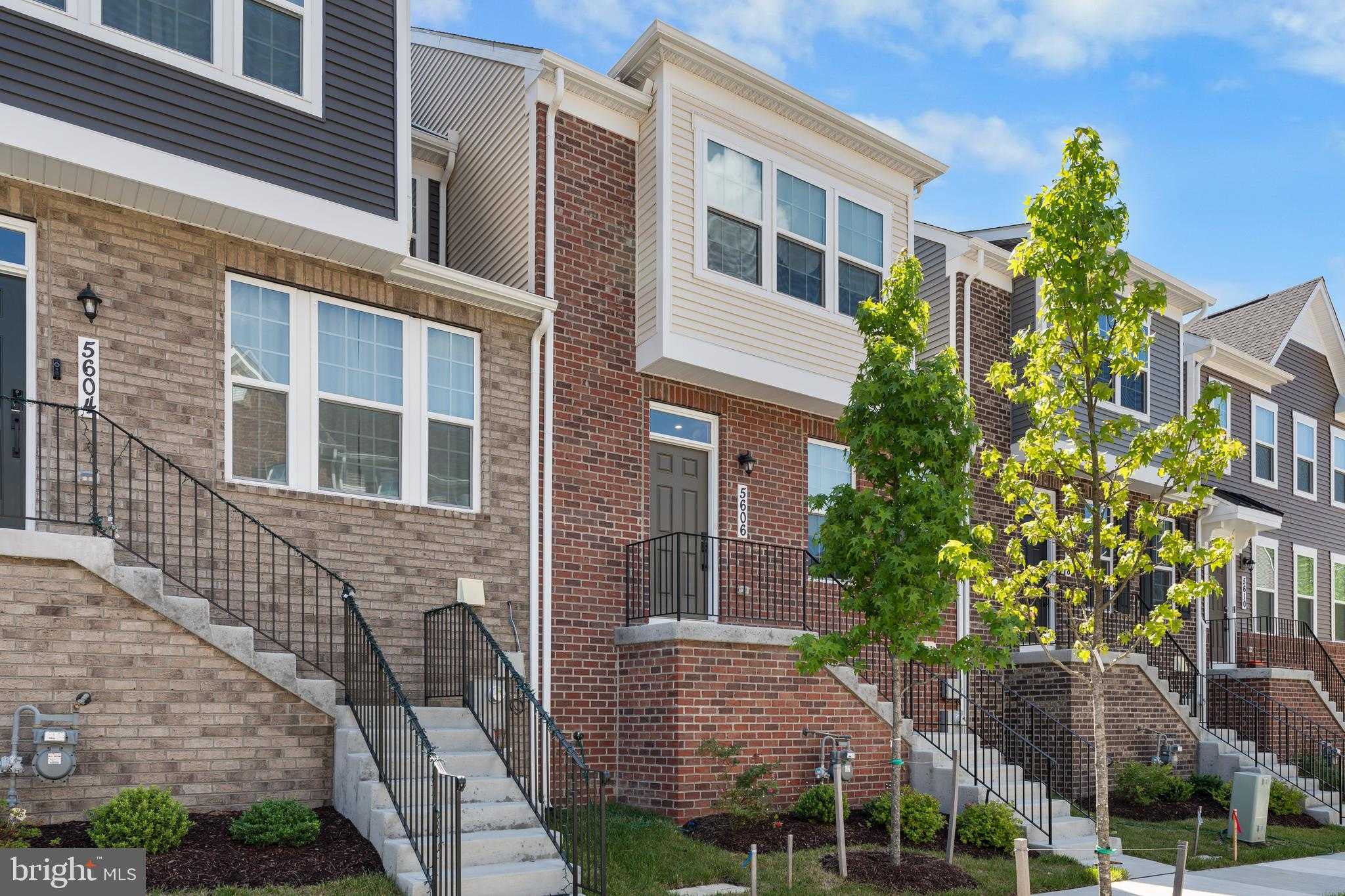 5606 Addington Ln photo 2