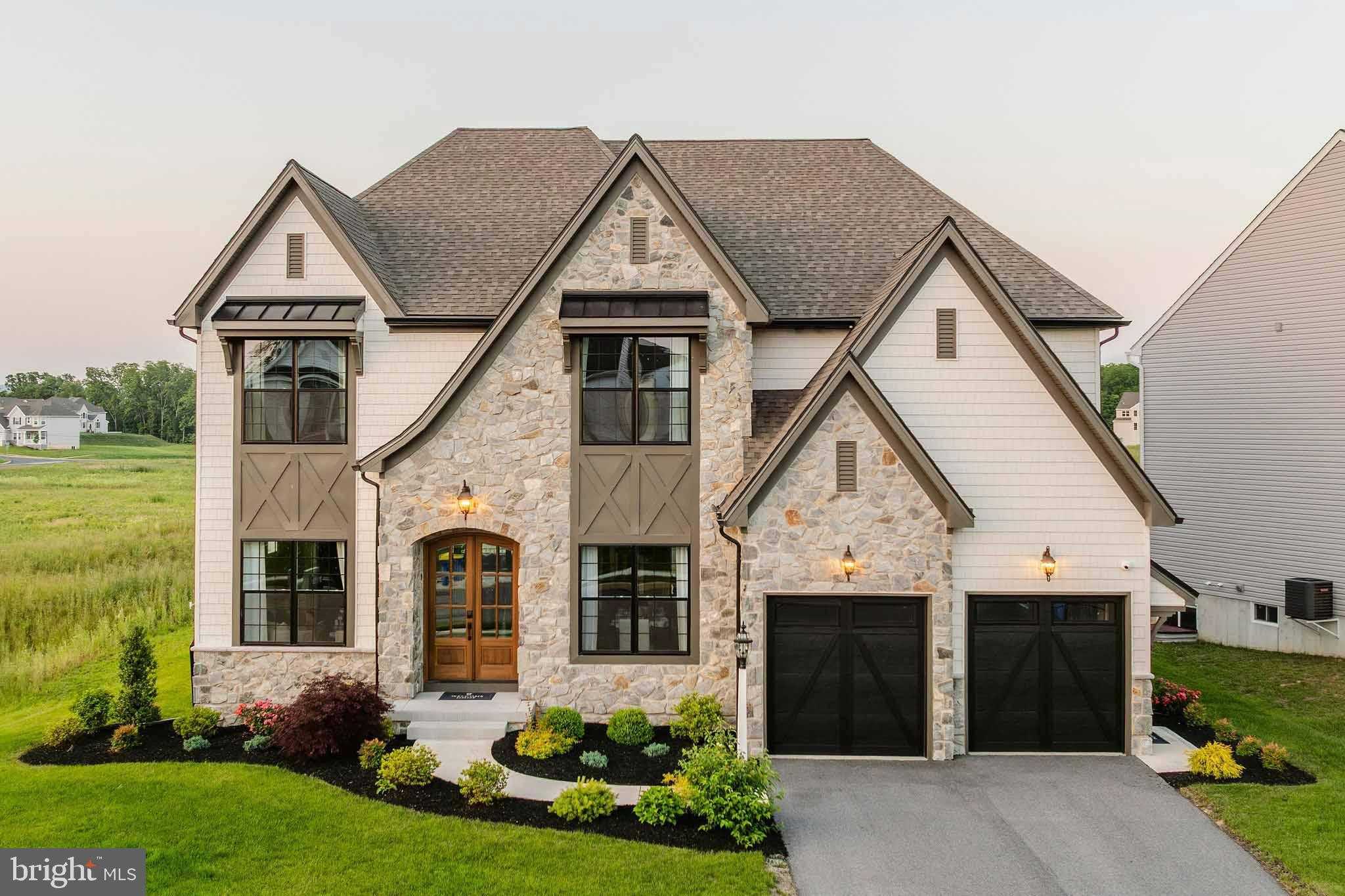 6612 Brown Oak Ln photo 3