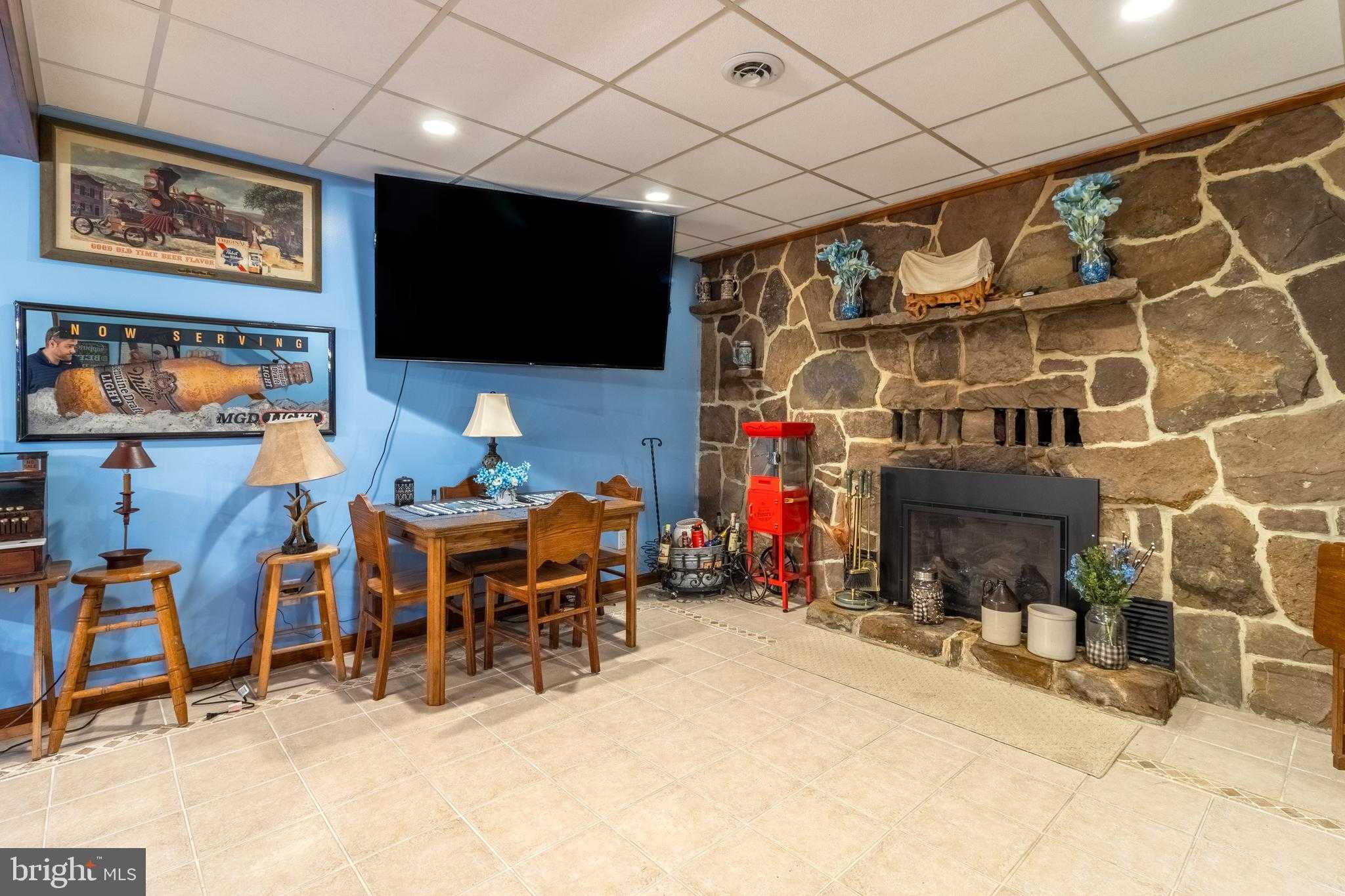 1296 Sunnyside Hollow Rd photo 42