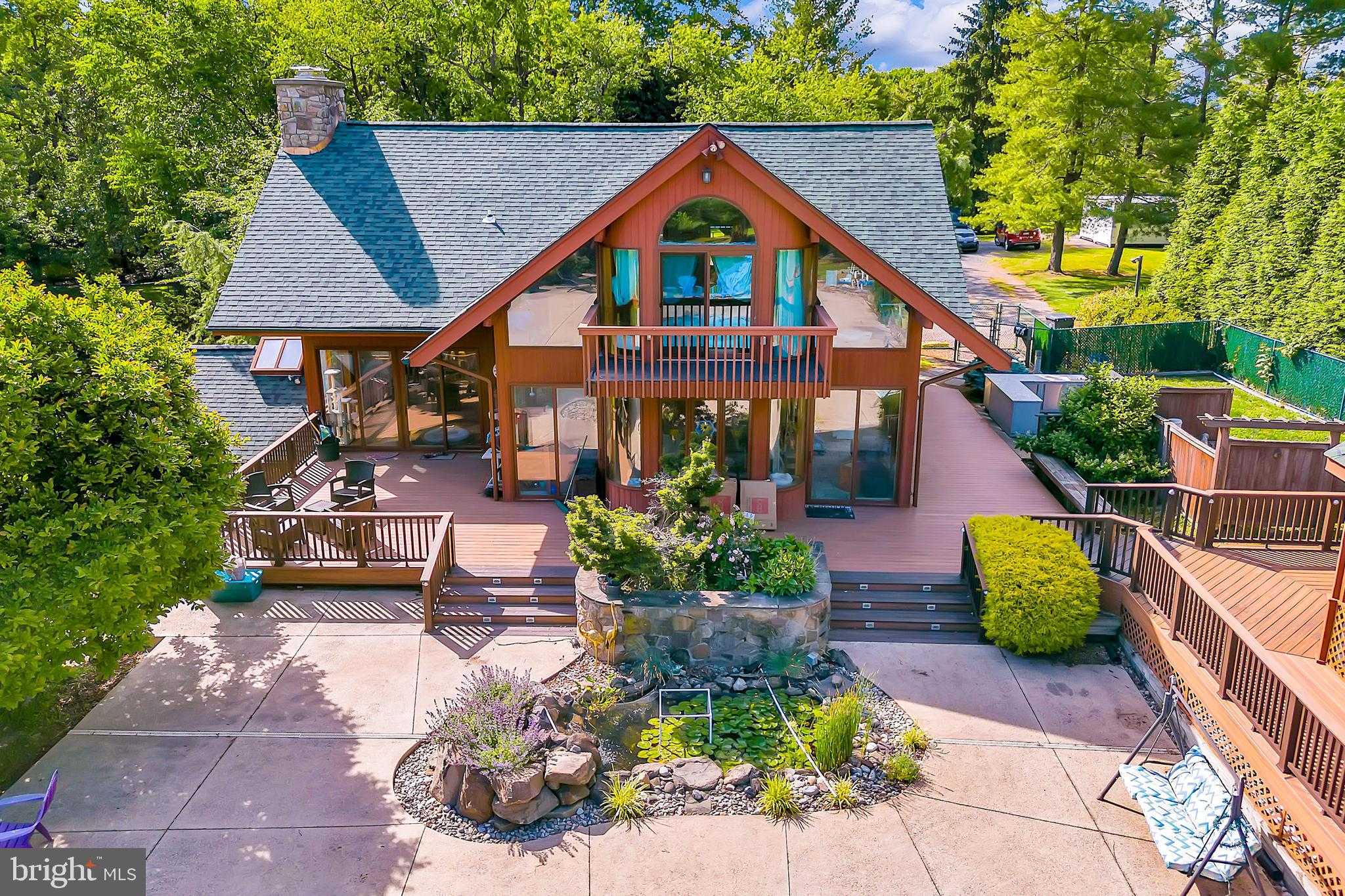 636 Almshouse Rd photo 28