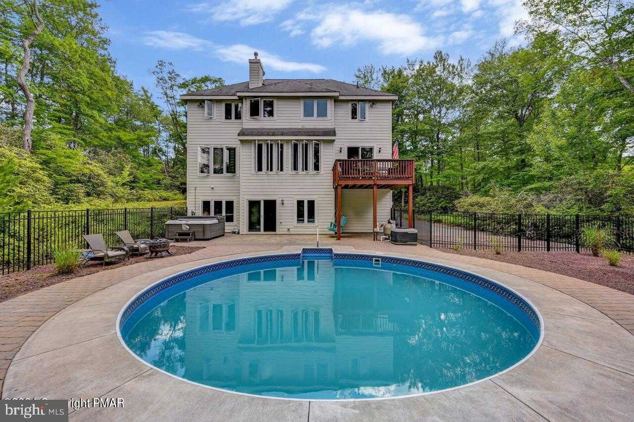 278 Wolf Hollow Rd photo 5