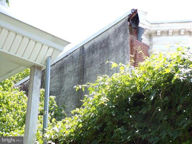 4629 N Marvine St photo 2