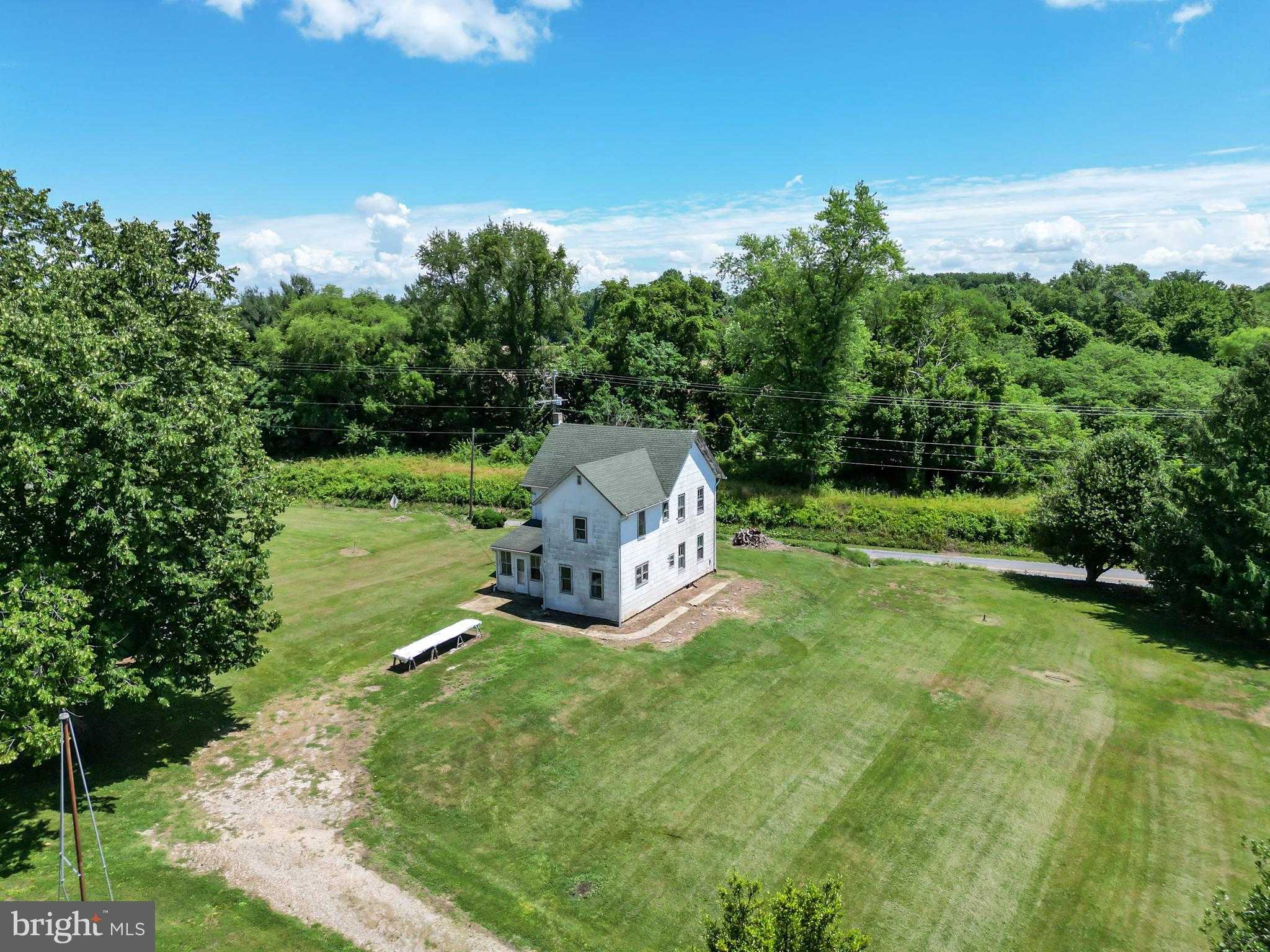 26670 Maple Ave photo 4