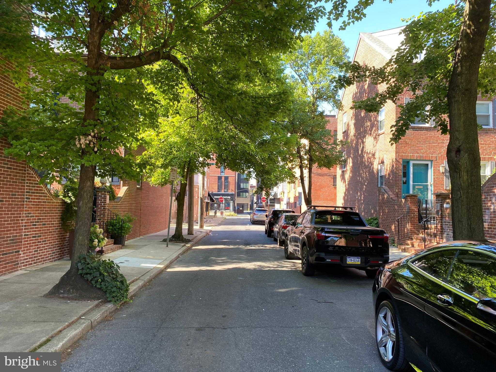 513 S Randolph St # F photo 3