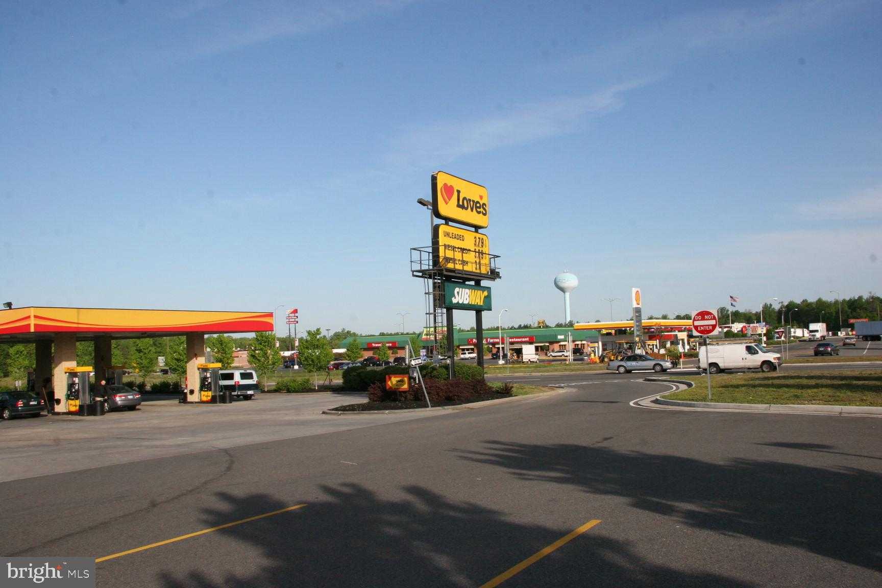 24004 Ruther Glen Rd photo 3