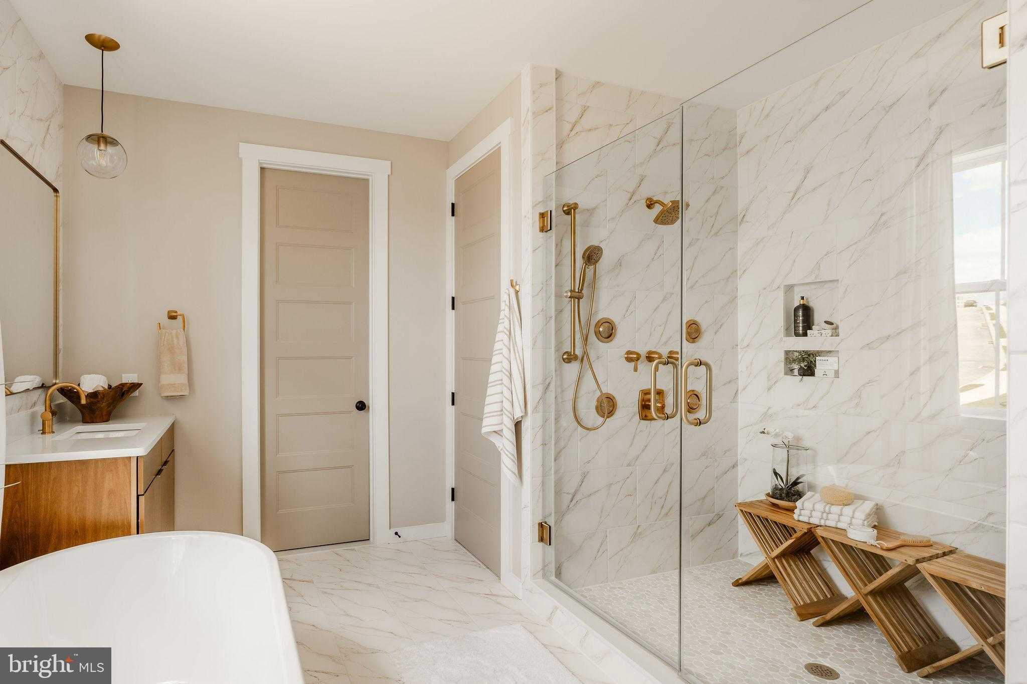 101 Janine Way photo 33