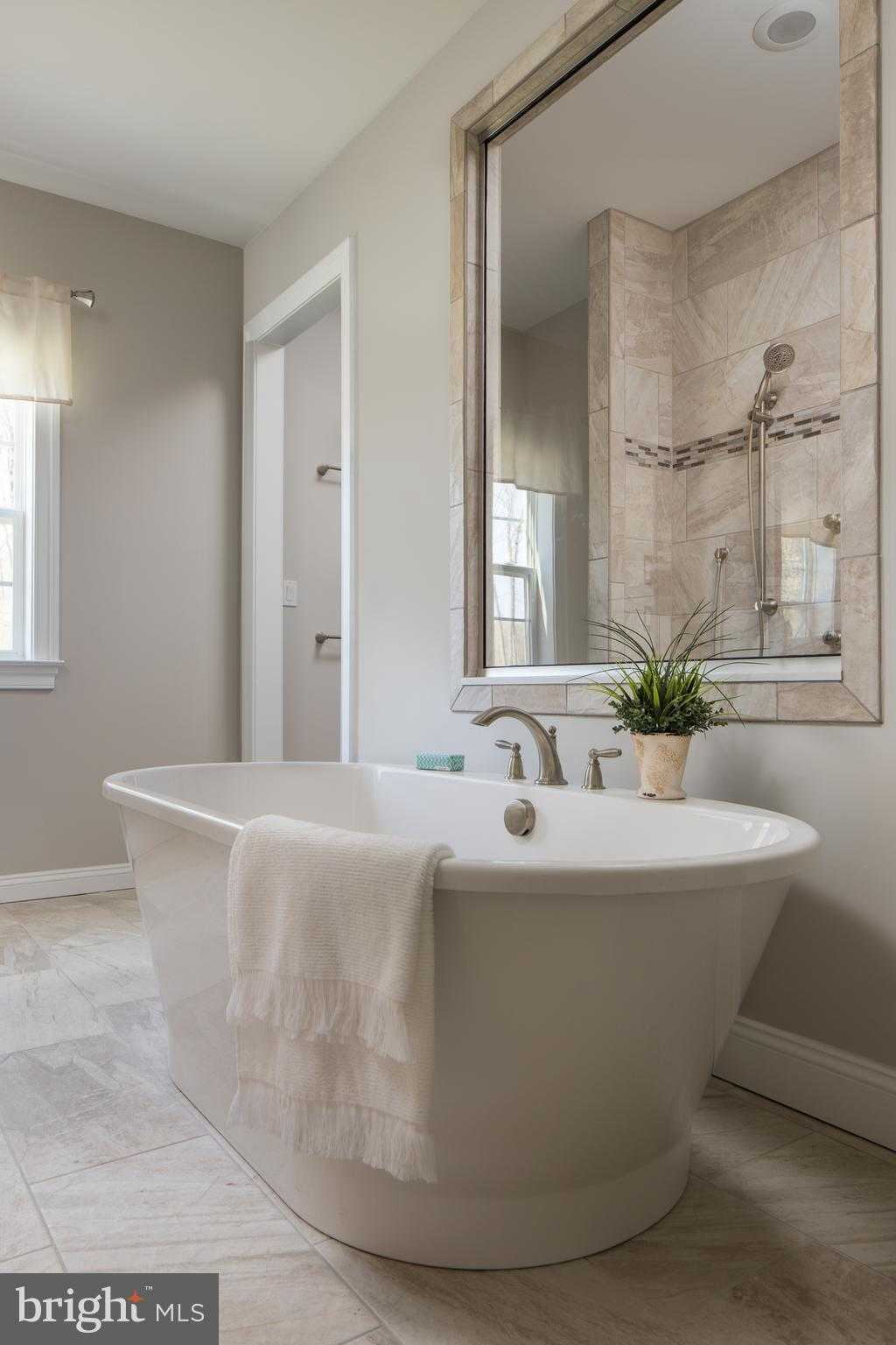 300 Sunset Ave photo 27