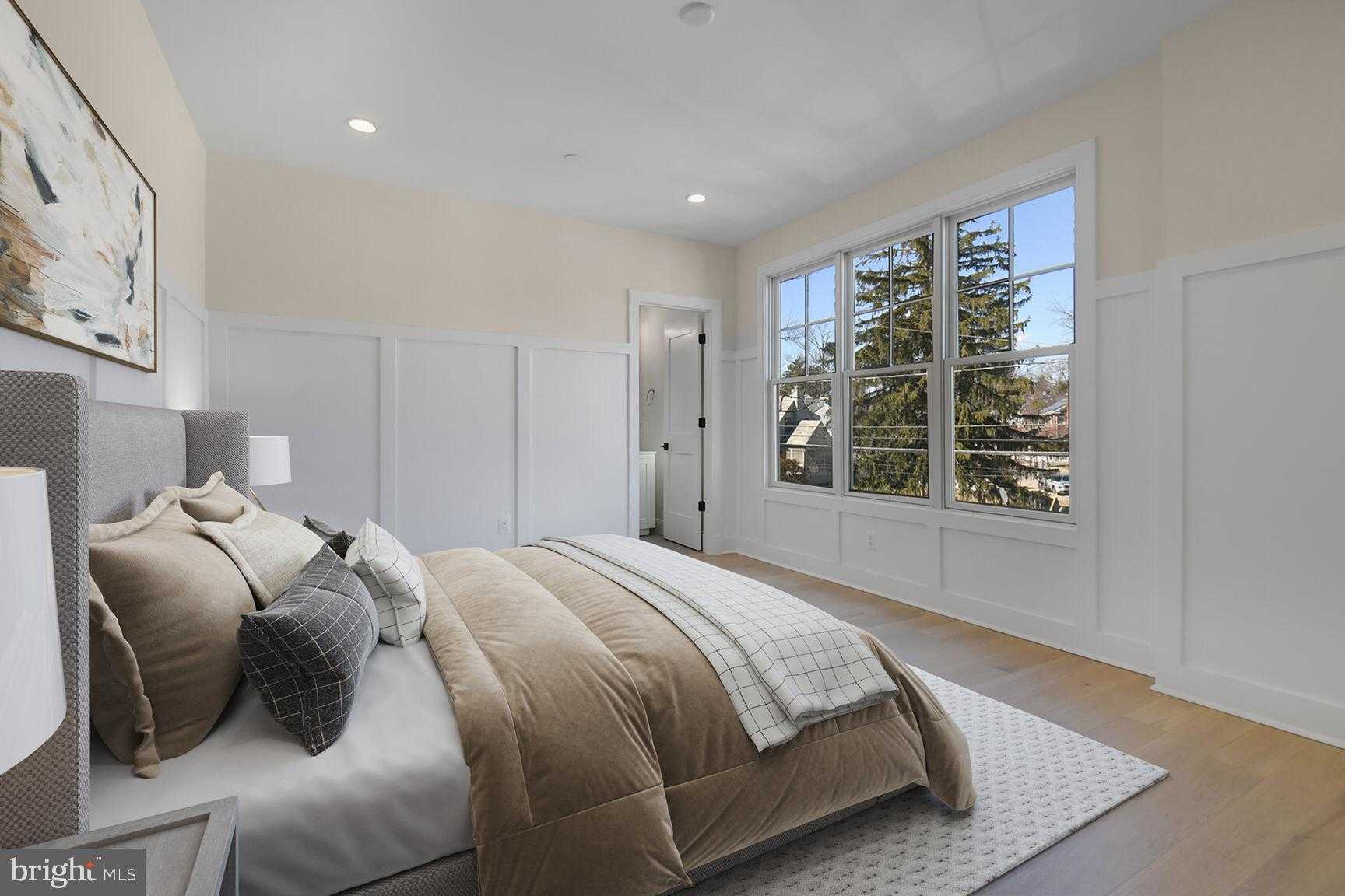 7819 Exeter Rd photo 32