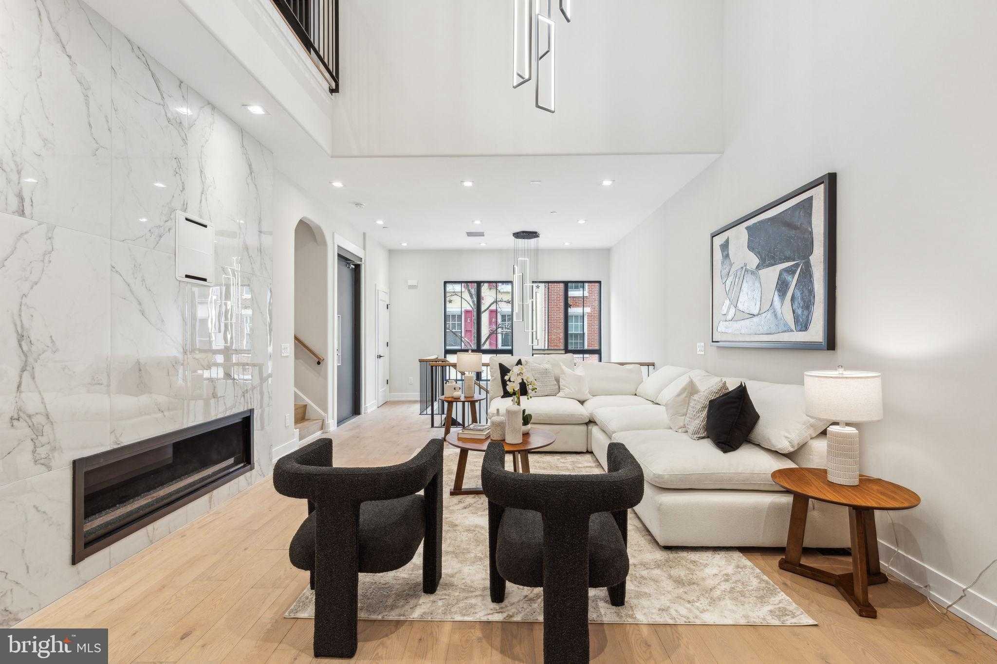 338 S Hicks St # B photo 10