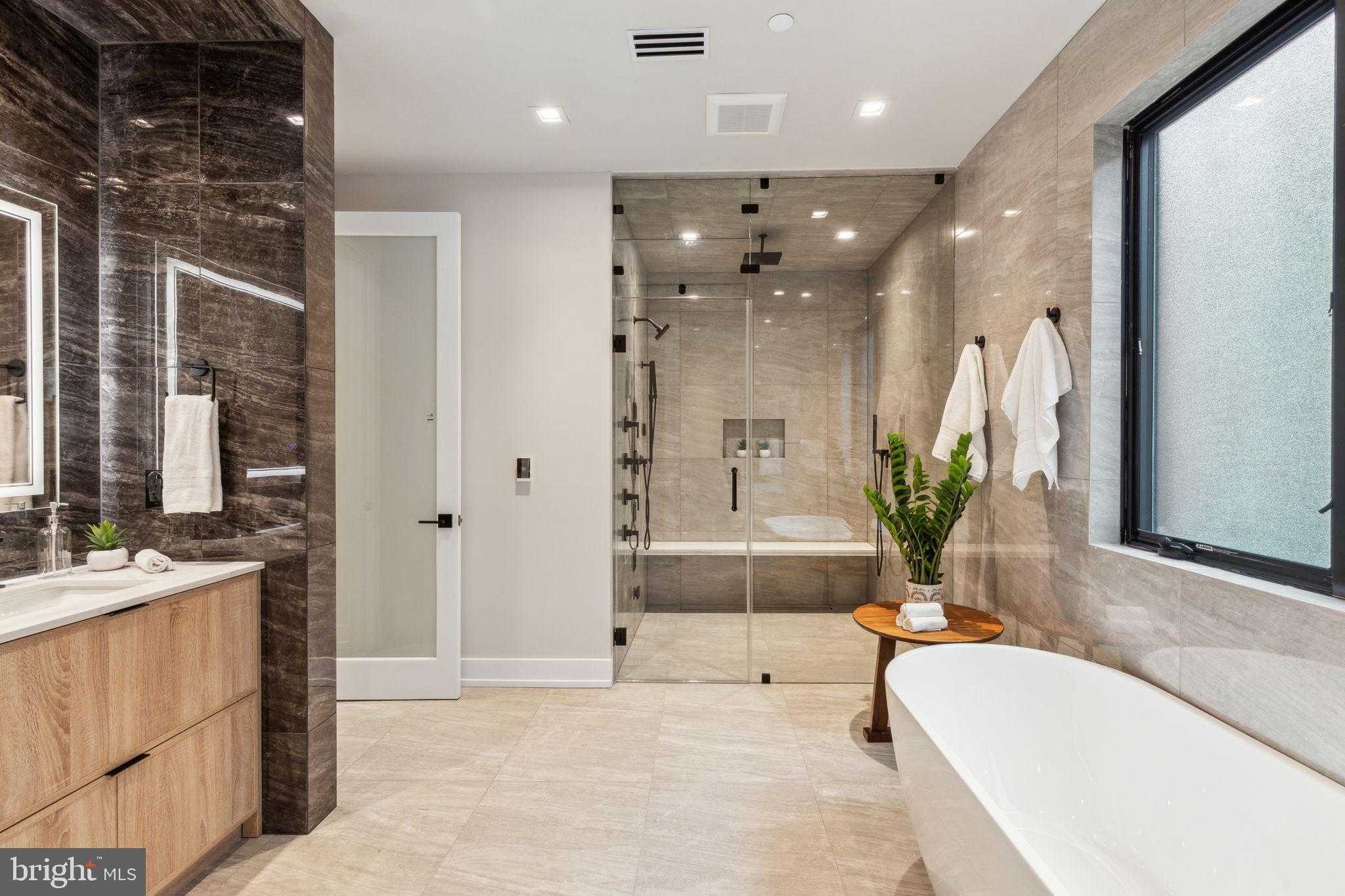 338 S Hicks St # B photo 18